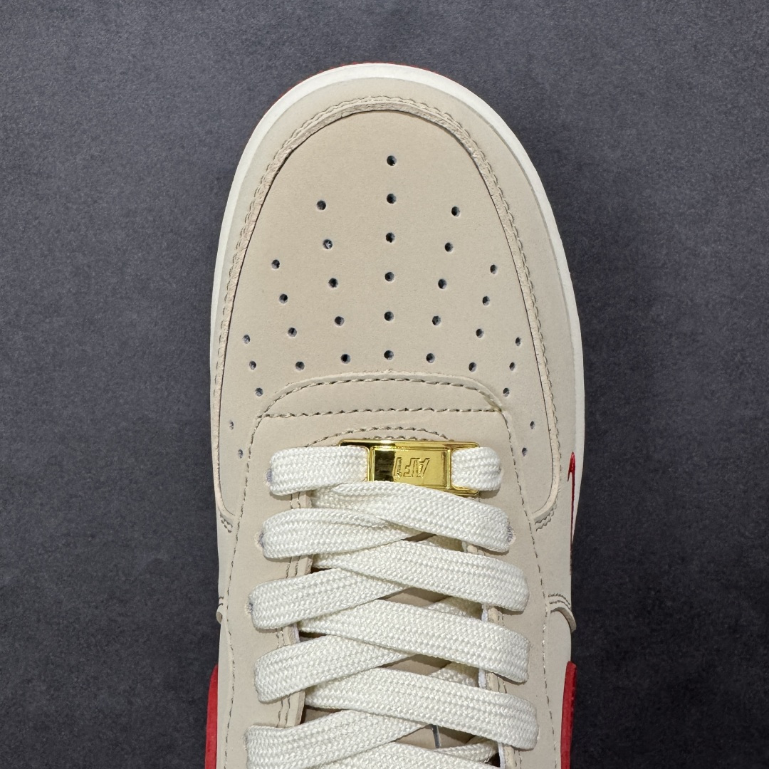 图片[8]-【定制版】NIke Air Force 1 \’07 Low “米棕朱砂” 空军一号低帮 运动鞋 休闲鞋 折边针车 工艺难度大 原楦头原纸板 高端定制鞋盒 原厂鞋底 超高清洁度 细节完美 货号：NH0601-526 尺码：36 36.5 37.5 38 38.5 39 40 40.5 41 42 42.5 43 44 44.5 45-选品中心