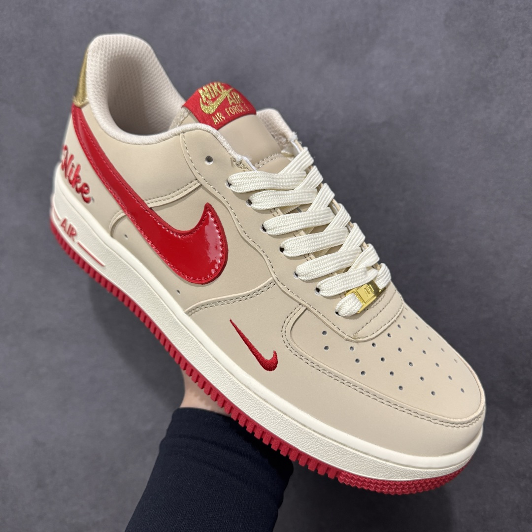 图片[3]-【定制版】NIke Air Force 1 \’07 Low “米棕朱砂” 空军一号低帮 运动鞋 休闲鞋 折边针车 工艺难度大 原楦头原纸板 高端定制鞋盒 原厂鞋底 超高清洁度 细节完美 货号：NH0601-526 尺码：36 36.5 37.5 38 38.5 39 40 40.5 41 42 42.5 43 44 44.5 45-选品中心