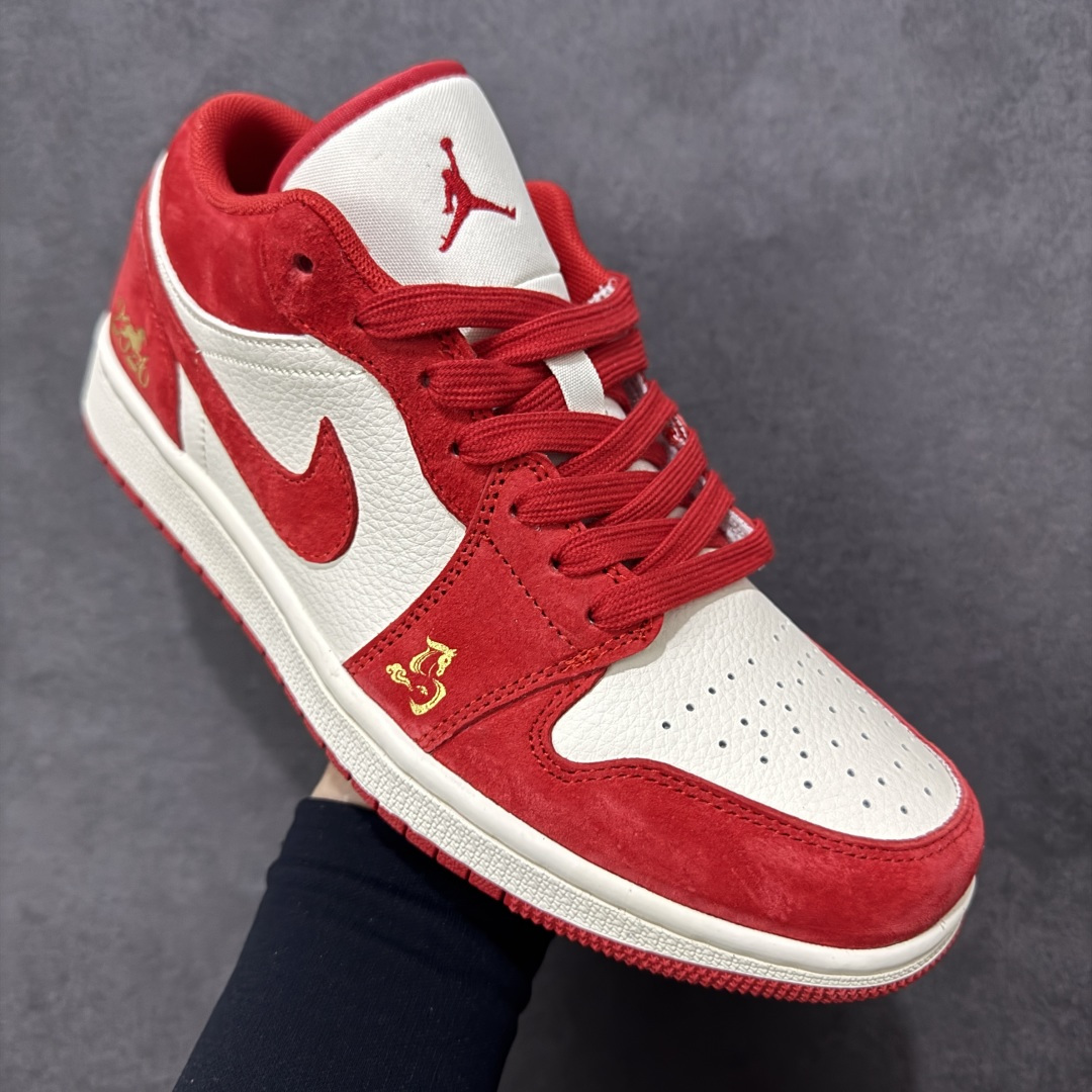 图片[3]-【定制版】Air Jordan 1 Low AJ1 乔1 2026马年限定 高端定制 低帮复古篮球鞋  #定制皮料 原厂3D打印 定制鞋盒 原楦原纸板 纯正空军版型 内置全掌气垫 货号：DX6259-602  尺码：36 36.5 37.5 38 38.5 39 40 40.5 41 42 42.5 43 44 44.5 45-选品中心