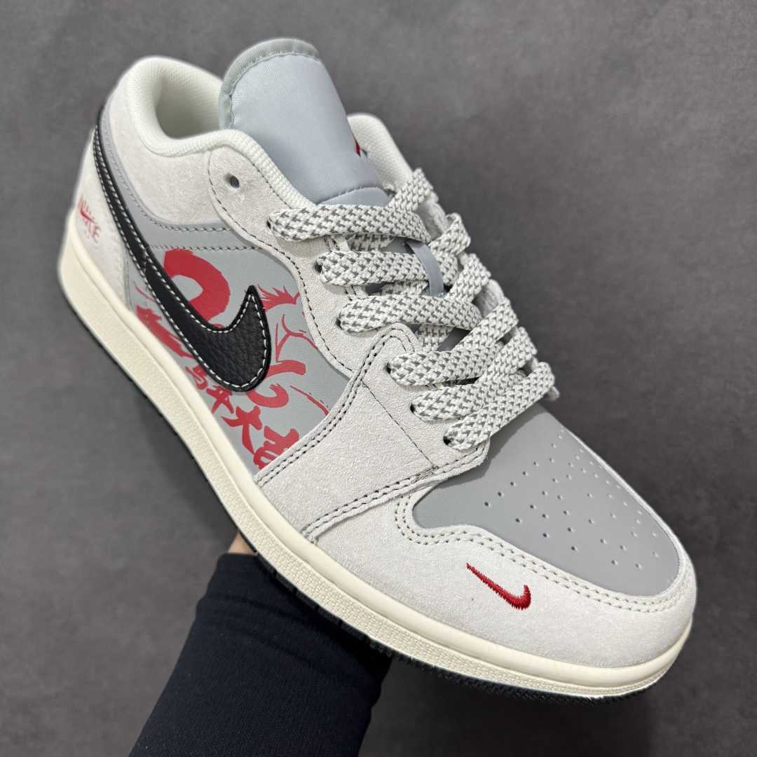 图片[3]-【定制版】Air Jordan 1 Low AJ1 乔1 马年限定 高端定制 低帮复古篮球鞋  #定制皮料 原厂3D打印 定制鞋盒 原楦原纸板 纯正空军版型 内置全掌气垫 货号：JP2026-126  尺码：36 36.5 37.5 38 38.5 39 40 40.5 41 42 42.5 43 44 44.5 45-选品中心