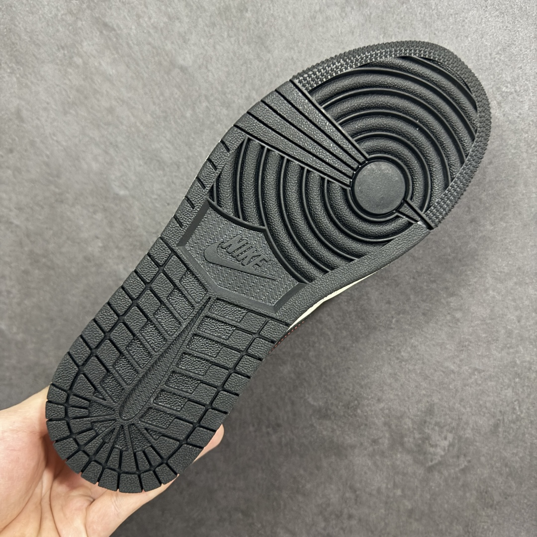 图片[9]-【定制版】Air Jordan 1 Low AJ1 乔1 2026马年限定 高端定制 低帮复古篮球鞋  #定制皮料 原厂3D打印 定制鞋盒 原楦原纸板 纯正空军版型 内置全掌气垫 货号：JJ5908-001  尺码：36 36.5 37.5 38 38.5 39 40 40.5 41 42 42.5 43 44 44.5 45-选品中心