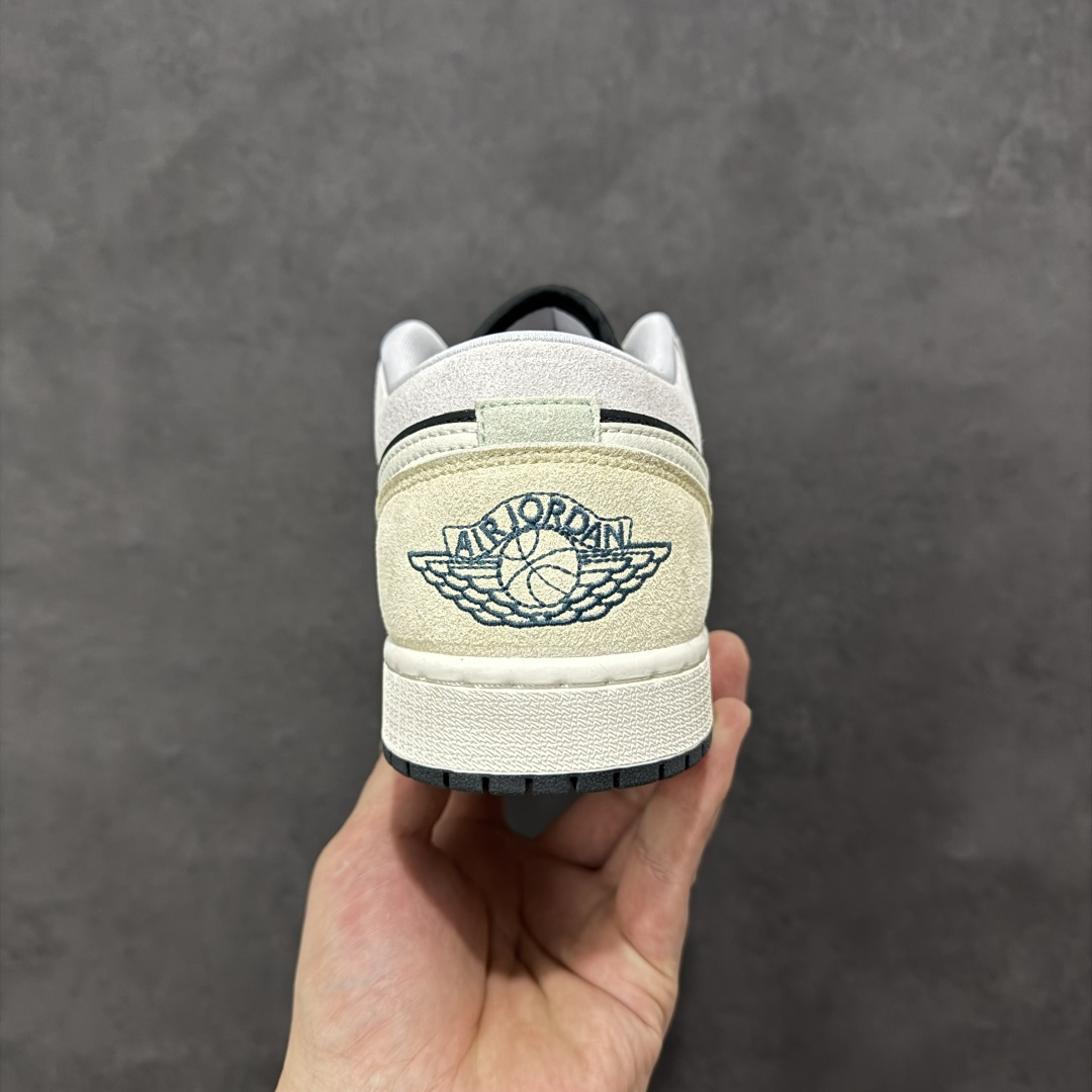 图片[4]-【K版纯原】Air Jordan AJ1 Low 低帮 IB7109-004 全新流水线出品 市场第二梯队最强版 全部原鞋开发 原楦原纸板开发 全鞋电脑针车 原厂内置全掌气垫 原盒内在原标 唯一Zp原版鞋带绑法 免检产品 全新2022版型 全头层皮料 完美零毛边处理 原厂配置全掌气垫 价格定位良心 新配色陆续出货 尺码：36-46-选品中心