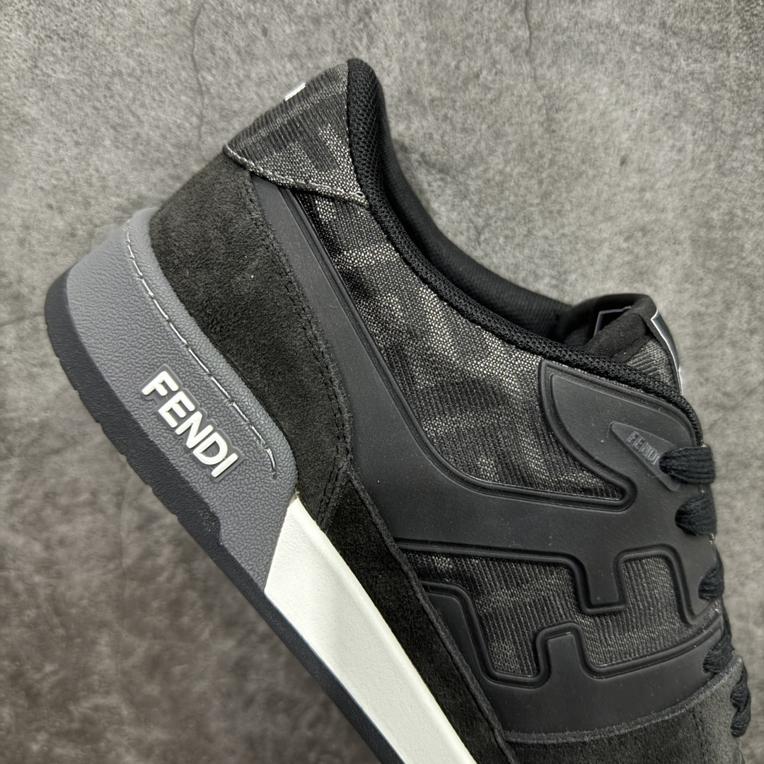 图片[7]-【YS纯原】广奢高端货 FENDI芬迪 Match 绒面皮革 压纹系带 男女同款 黑白红底经典款 ✦ 官方同源渠道 · 原装订单 ✦ 专柜全套包装＋原装配件齐全 ✦ 鞋底内置核心防伪芯片 · 可感应 ✦ FENDI Match 最新爆款情侣款板鞋 ✦ 高工艺无缝细空胶技术 ✦ 贴楦误差仅 0.05mm ✦ 固特异内外锁死工艺 ✦ 最大弯折也不开胶 · 环保无异味 ✦ 麂皮＋胶片拼接鞋面，质感更高级 ✦ Logo内里使用毛巾绒MX，脚感细腻温柔 尺码：35-45-选品中心