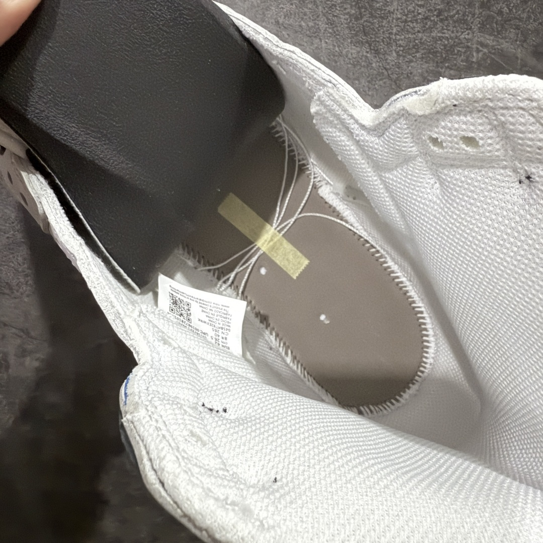 图片[11]-【RN版本】Union LA x Fragment Design x Air Jordan AJ1 Retro High NRG 藤原浩三方联名四色拼接灰 闪电白黑 II7282-100 圈内最强系列 高端零售特供批次 产品品控稳定性领先行业 各方面均可对飙L版 良心定价不杀猪 SZ原厂全套原楦原纸板冲刀磨具开发 原厂皮料加持 原厂港宝加持定型后跟R度完美 同源原厂电绣 飞翼针数密度立体效果一致 百分百一致原鞋 原厂拉帮工艺 针距密度一致 后跟弧度收口自然不对折 极致一眼正品既视感 进口玻璃冲刀皮料裁剪零毛边 全鞋电脑针车工艺 品控清洁度最高QC检验标准 免检产品 原厂订购鞋盒、鞋标、防尘纸、鞋撑、鞋带 追求极致的原厂味道 尺码： 40 40.5 41 42 42.5 43 44 44.5 45 46 47.5-选品中心