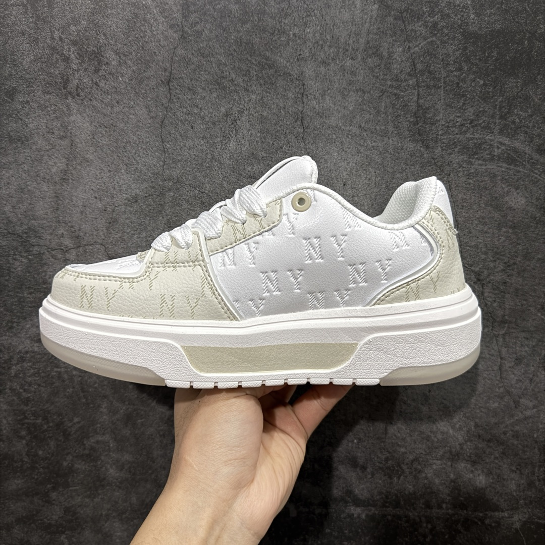 图片[2]-【公司级】韩国洋基队NY大标潮流老爹鞋 MLB小白鞋市面上唯一顶级纯原版本 原材料打造 原楦原档案数据开发版型 完美鞋头弧度/后套收口效果🆚市面文案版本‼️ 原厂立体填充鞋舌海绵 中底注胶孔原数据开发模具大底 原厂转印标 保证不掉字 内增高6cm 原厂1：1模具开发 原厂进口纳米材质 原厂 全套手提袋 原盒雷射防伪标包装 天猫订单品质 官网尺码 35-45-选品中心