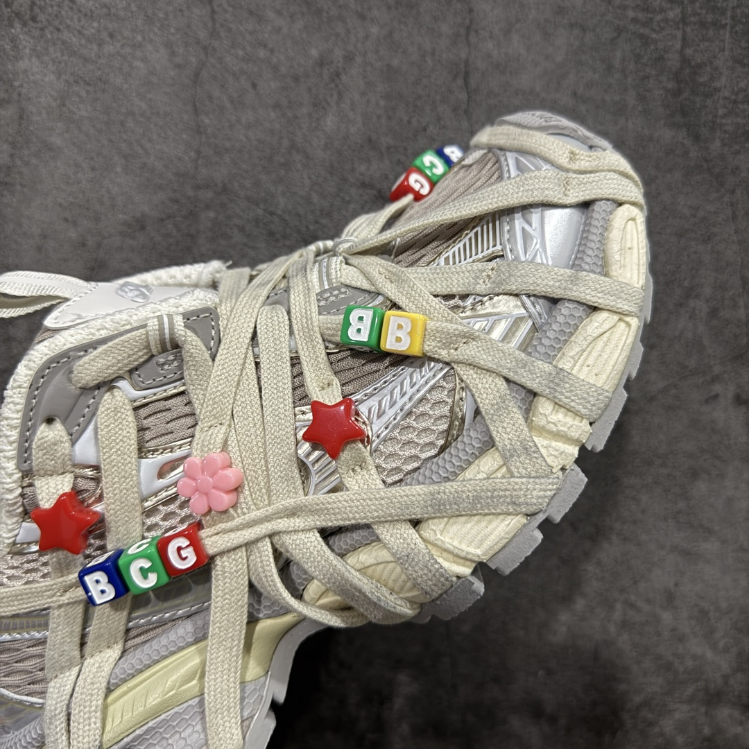 图片[6]-【纯原VG版】Balenciaga 3XL Extreme Laces 官方同步 巴黎世家 十代潮流跑鞋 W3XBD9188 珠子鞋低帮复古阔型底姥爹风潮流百搭休闲慢跑鞋 男女鞋配件防尘袋及附送鞋带 全部采用原档案原楦数据开发 1：1比例克重(原鞋一致轻度做旧效果!!) 原装EVA环保去臭环型鞋垫 全新开发5层私模,搭载轻量发泡EVA缓震中底,组合防滑橡胶大底  尺码：35 36 37 38 39 40 41 42 43 44 45 46-选品中心