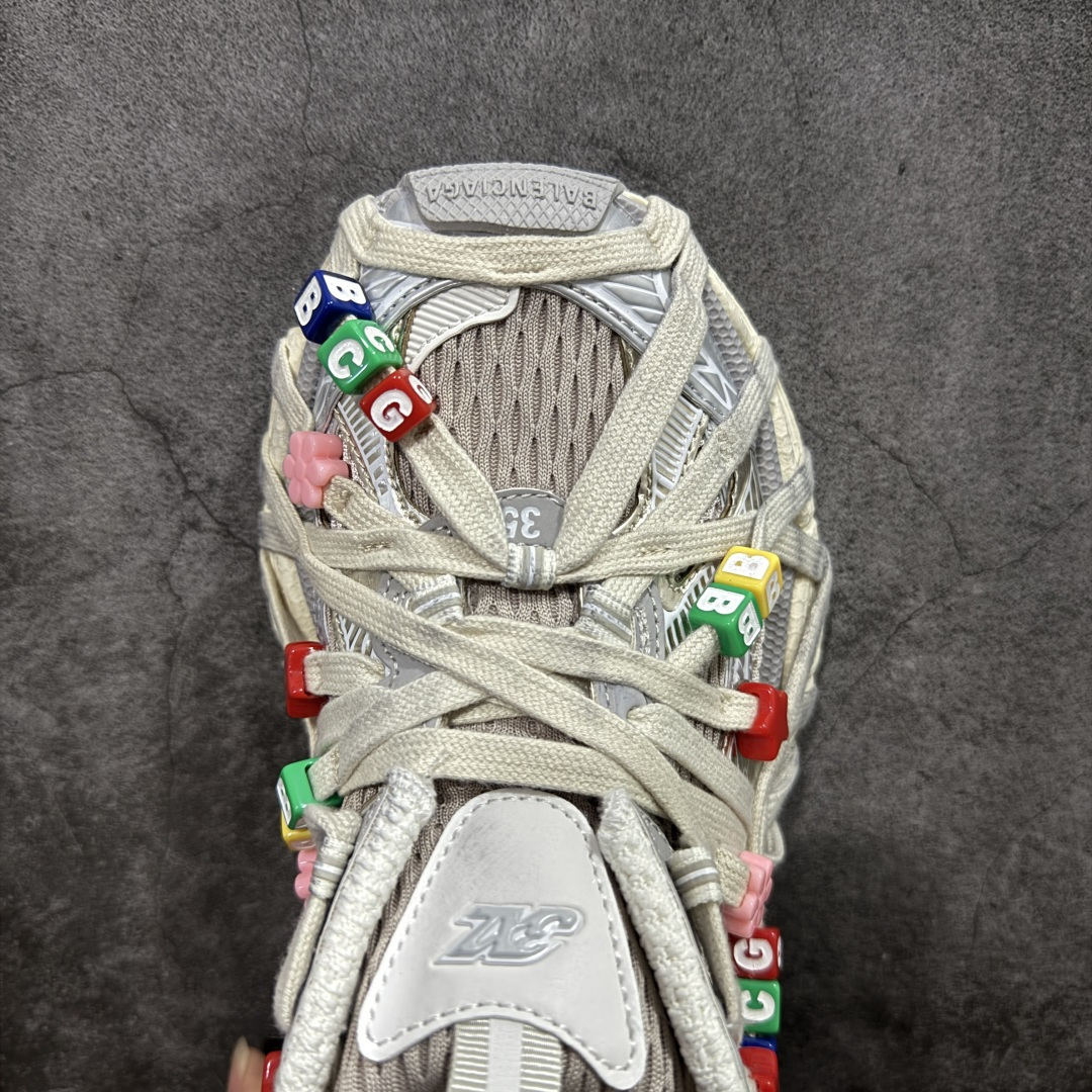图片[5]-【纯原VG版】Balenciaga 3XL Extreme Laces 官方同步 巴黎世家 十代潮流跑鞋 W3XBD9188 珠子鞋低帮复古阔型底姥爹风潮流百搭休闲慢跑鞋 男女鞋配件防尘袋及附送鞋带 全部采用原档案原楦数据开发 1：1比例克重(原鞋一致轻度做旧效果!!) 原装EVA环保去臭环型鞋垫 全新开发5层私模,搭载轻量发泡EVA缓震中底,组合防滑橡胶大底  尺码：35 36 37 38 39 40 41 42 43 44 45 46-选品中心