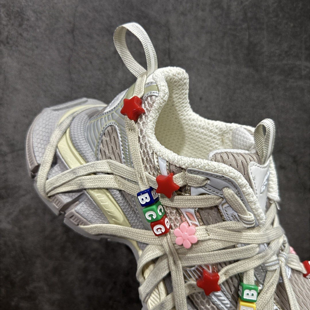 图片[7]-【纯原VG版】Balenciaga 3XL Extreme Laces 官方同步 巴黎世家 十代潮流跑鞋 W3XBD9188 珠子鞋低帮复古阔型底姥爹风潮流百搭休闲慢跑鞋 男女鞋配件防尘袋及附送鞋带 全部采用原档案原楦数据开发 1：1比例克重(原鞋一致轻度做旧效果!!) 原装EVA环保去臭环型鞋垫 全新开发5层私模,搭载轻量发泡EVA缓震中底,组合防滑橡胶大底  尺码：35 36 37 38 39 40 41 42 43 44 45 46-选品中心