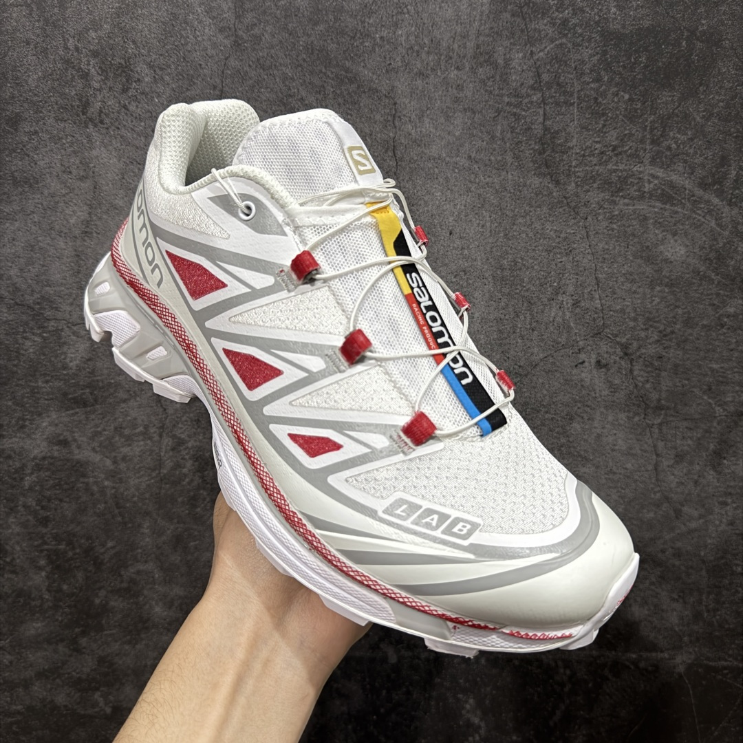 图片[3]-【莞产定制版】SALOMON XT-6 GTX萨洛蒙潮流越野机能户外功能鞋 涂鸦手绘 412529 纯原外贸平台特供订单 耗时半年巨作 全套原纸板楦头开发 原厂特供网布配套加持 确保原汁原味 完美呈现版型 原档数据独家私模五层组合大底 原装Ortholite轻量化鞋垫 中底布带钢印编号 原厂TPU锁扣 进口港宝加持 后跟自然饱满 还原公司包裹性 鞋面以“锯齿”状的包裹系统呈现 在基色底之下加入了各种色点缀 将公司的最新技术和时尚前卫的造型融入耐用的长跑款式中 鞋面由 TPU 薄膜制成 并焊接在高耐磨网眼上 使其既时尚又坚固 由 ACS底盘支撑 可增强稳定性和支撑力 以及由橡胶凸耳 Contragrip外底覆盖的 EVA 缓冲中底 旨在应对崎岖的地形 鞋舌上的彩色Salomon 标签、Quicklace 系统以及鞋头、鞋舌和鞋跟上的附加品牌使细节更加完美 让穿着者可以轻松驾驭户外与通勤下的任何运动生活场景 无缝鞋身户外随意纵横 颜值与脚感兼备 出街通勤 绝对非常吸睛 你值得拥有 尺码：37-45-选品中心