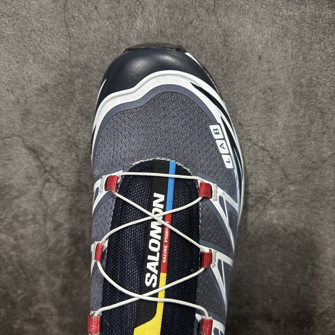 图片[5]-【莞产定制版】SALOMON XT-6 GTX萨洛蒙潮流越野机能户外功能鞋 涂鸦手绘 478640 纯原外贸平台特供订单 耗时半年巨作 全套原纸板楦头开发 原厂特供网布配套加持 确保原汁原味 完美呈现版型 原档数据独家私模五层组合大底 原装Ortholite轻量化鞋垫 中底布带钢印编号 原厂TPU锁扣 进口港宝加持 后跟自然饱满 还原公司包裹性 鞋面以“锯齿”状的包裹系统呈现 在基色底之下加入了各种色点缀 将公司的最新技术和时尚前卫的造型融入耐用的长跑款式中 鞋面由 TPU 薄膜制成 并焊接在高耐磨网眼上 使其既时尚又坚固 由 ACS底盘支撑 可增强稳定性和支撑力 以及由橡胶凸耳 Contragrip外底覆盖的 EVA 缓冲中底 旨在应对崎岖的地形 鞋舌上的彩色Salomon 标签、Quicklace 系统以及鞋头、鞋舌和鞋跟上的附加品牌使细节更加完美 让穿着者可以轻松驾驭户外与通勤下的任何运动生活场景 无缝鞋身户外随意纵横 颜值与脚感兼备 出街通勤 绝对非常吸睛 你值得拥有 尺码：37-45-选品中心