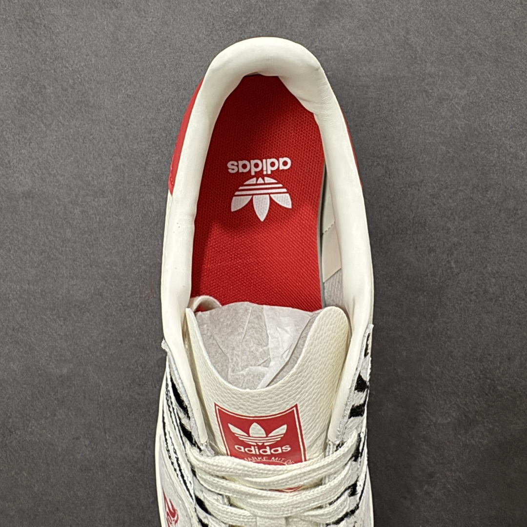 图片[7]-【定制版】adidas SAMBA OG F马年联名款 德训鞋 大厂纯原品质出货 超高清洁度 细节完美 舒适百搭 低帮休闲板鞋 男女同款 货号 JJ2601 尺码：36 36.5 37.5 38 38.5 39 40 40.5 41 42 42.5 43 44 45-选品中心