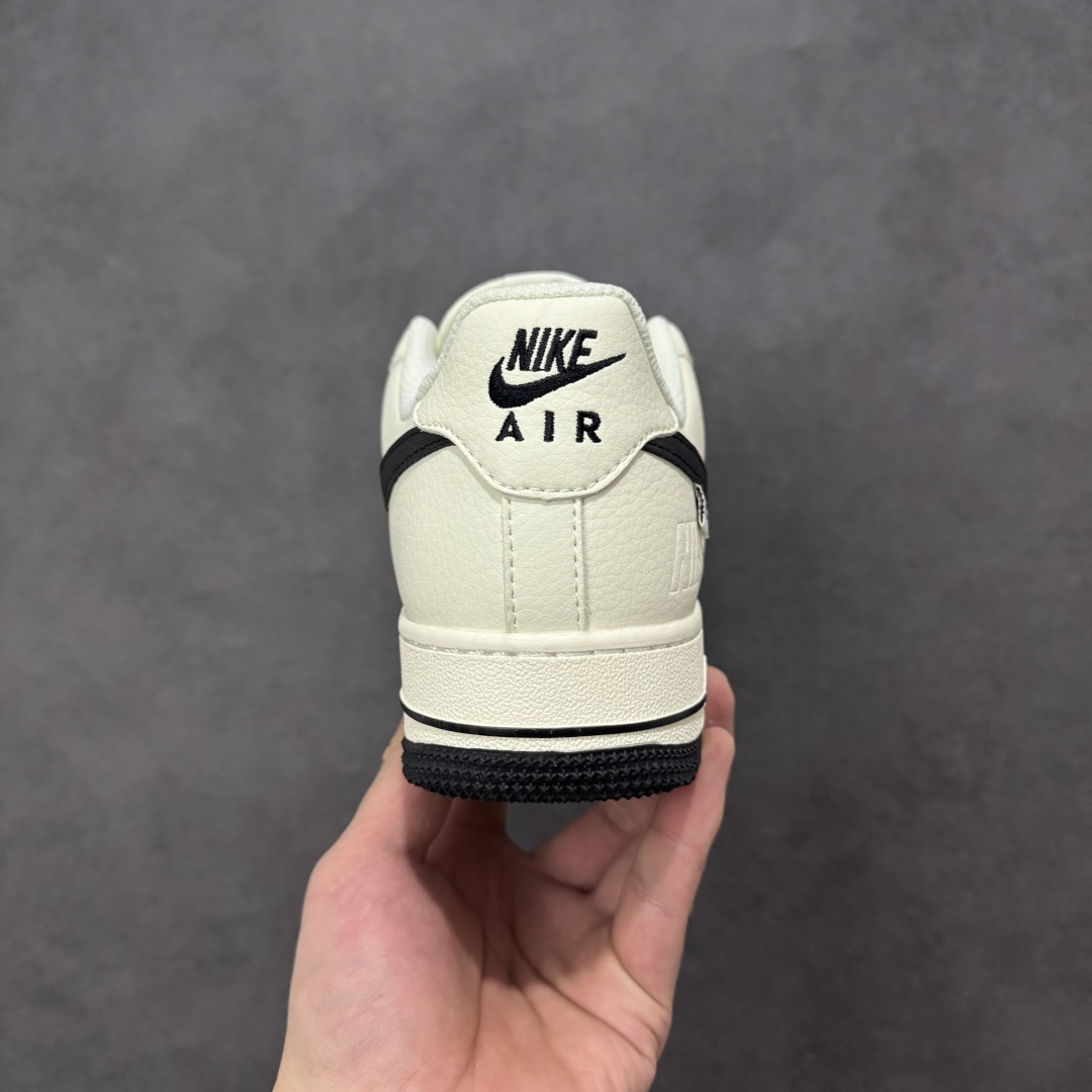图片[4]-【定制版】NIke Air Force 1 \’07 Low “NIKE压纹——米白黑树纹”空军一号 低帮 运动鞋 休闲鞋 折边针车 工艺难度大 原楦头原纸板 原装鞋盒 定制五金配件 内置全掌气垫 原厂鞋底 货号：SM6668-120 尺码：36 36.5 37.5 38 38.5 39 40 40.5 41 42 42.5 43 44 44.5 45-选品中心