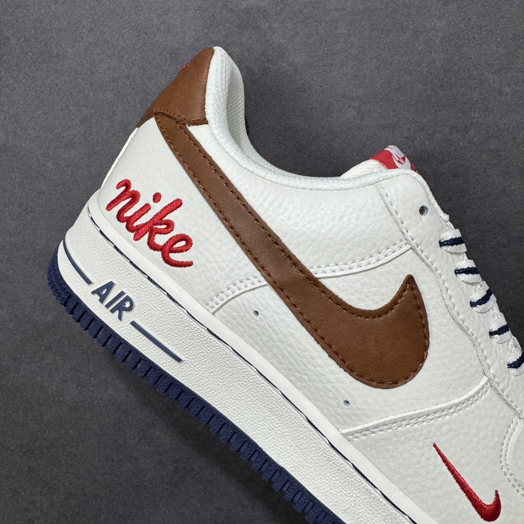 图片[6]-【定制版】公司级NIke Air Force 1 \’07 Low “奶白棕红” 空军一号低帮 运动鞋 休闲鞋 折边针车 工艺难度大 原楦头原纸板 高端定制鞋盒 原厂鞋底 超高清洁度 细节完美 货号：NH0601-541 尺码：36 36.5 37.5 38 38.5 39 40 40.5 41 42 42.5 43 44 44.5 45-选品中心