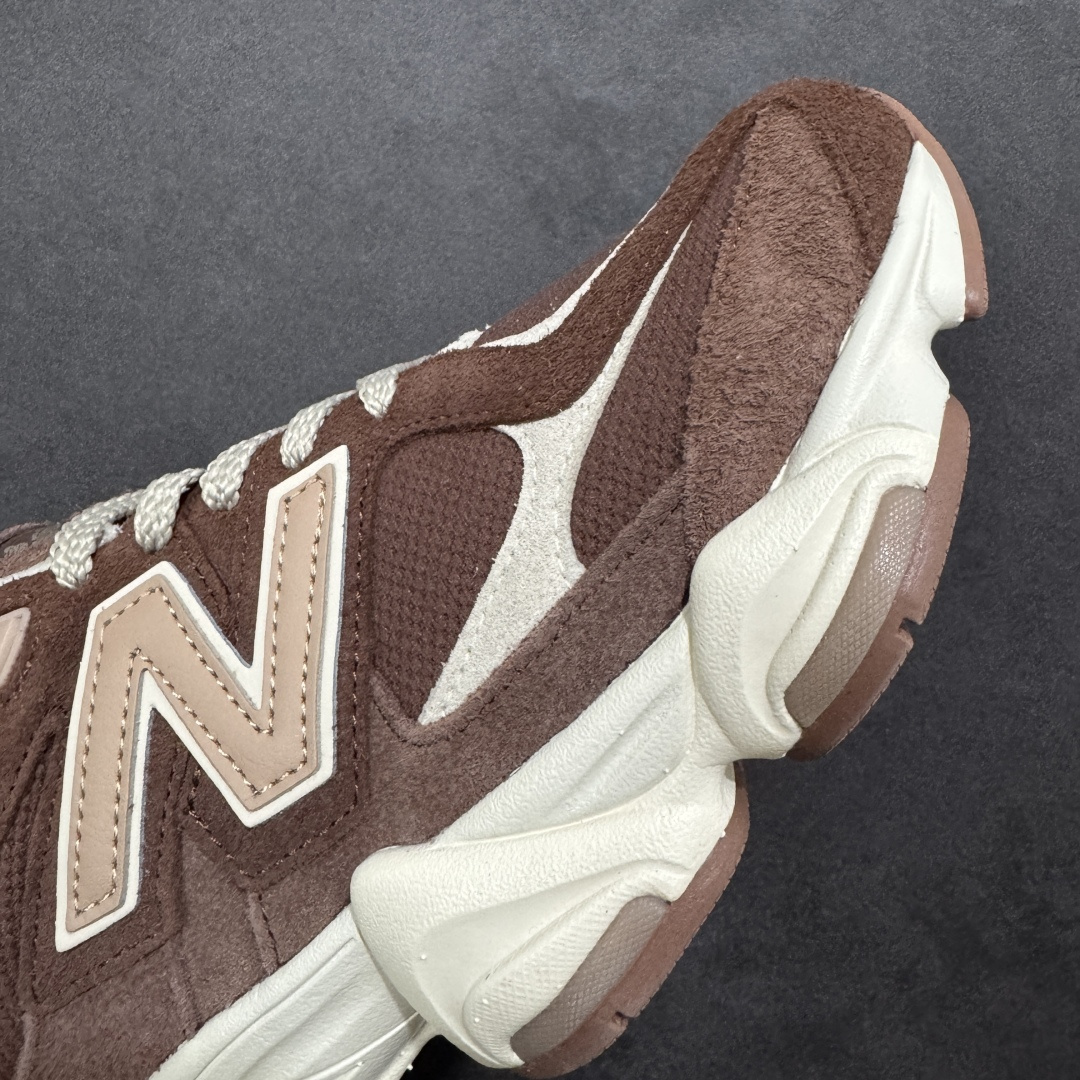 图片[5]-【公司级】NB 新百伦 New Balance NB9060小象蹄男女款9060舒适百搭老爹鞋。全新 9060 款式将经典风格与现代设计融合到日常多功能性中。 9060 重新诠释了源自经典 99X 型号的熟悉元素，其灵感来自于 Y2K 时代的未来主义和美学。 鞋面在990 的基础中进行了扩展和使用，以提供可见的运动感，中底采用 ABZORB 和 SBS 熟悉的缓震平台以提供舒适感。 货号：U9060CCC 尺码：36-45含半码-选品中心