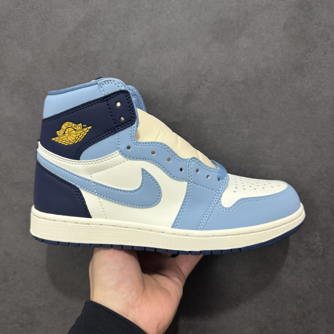 【H11版本】耐克Nike Air Jordan 1 Retro High OG AJ1代经典复古经典高帮百搭文化篮球鞋 FD2596-400 公司级真标半码制#原档案原数据开发版型#采用荔枝纹头层皮革鞋面材质#原厂立体填充鞋舌海绵#中底注胶孔及缜密中底拉帮工艺#原数据开发模具大底 尺码： 35.5 36 36.5 37.5 38 38.5 39 40 40.5 41 42 42.5 43 44 44.5 45 46 47.5 48.5 编码：H11B290300-选品中心