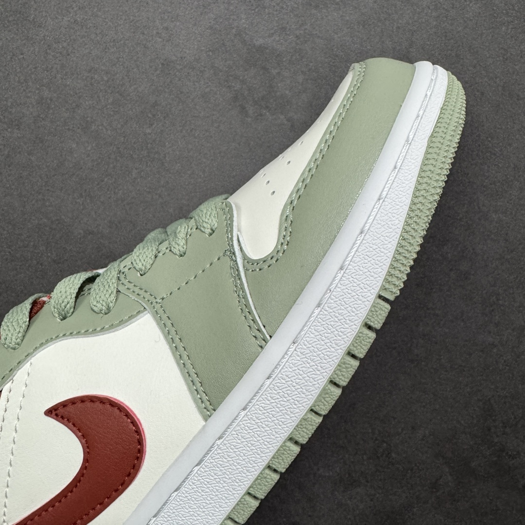 图片[5]-【H11版本】耐克Nike Air Jordan 1 AJ1经典复古经典低帮百搭文化篮球鞋 553558-133 公司级真标半码制#原档案原数据开发版型#采用荔枝纹头层皮革鞋面材质#原厂立体填充鞋舌海绵#中底注胶孔及缜密中底拉帮工艺#原数据开发模具大底 尺码：35.5 36 36.5 37.5 38 38.5 39 40 40.5 41 42 42.5 43 44 44.5 45 46 47.5 编码：H11B250260-选品中心