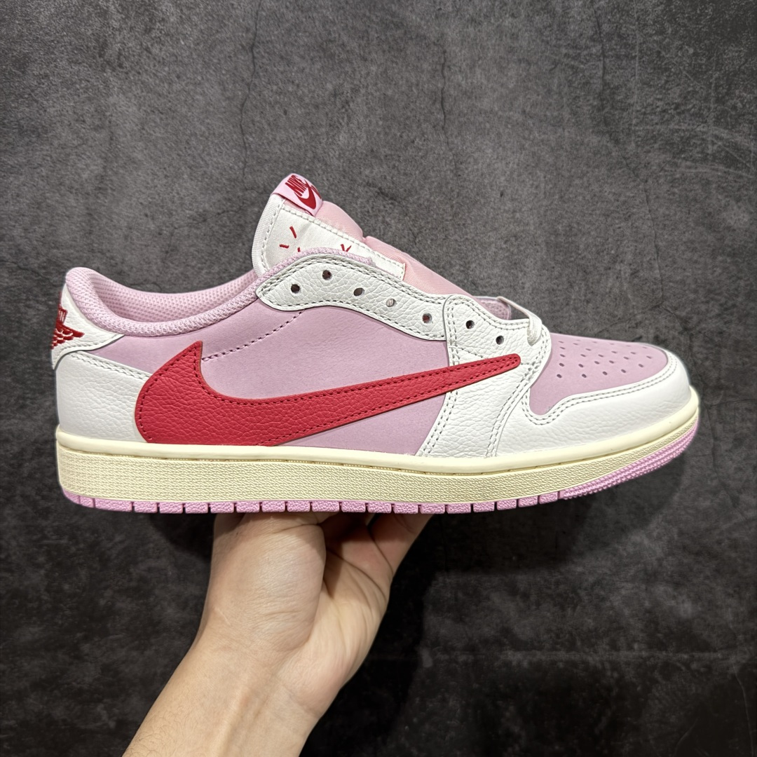 【PK纯原版本】Travis Scott x Air Jordan AJ1 Low OG SP TS联名 白粉倒钩低帮 IQ7604-101 知名大厂出品 纯原第一梯队版本 产品品控稳定性领先行业 各方面均可对飙市面通货版 SZ原厂全套原楦原纸板冲刀磨具开发 原厂皮料加持 原厂港宝加持定型后跟R度完美 同源原厂电绣 鬼脸飞翼针数密度立体效果一致 百分百一致原鞋 原厂拉帮工艺 针距密度一致 后跟弧度收口自然不对折 极致一眼正品既视感 进口玻璃冲刀皮料裁剪零毛边 全鞋电脑针车工艺 品控清洁度最高QC检验标准 免检产品 原厂订购鞋盒、鞋标、防尘纸、鞋撑、鞋带 追求极致的原厂味道 尺码：36-47.5-选品中心