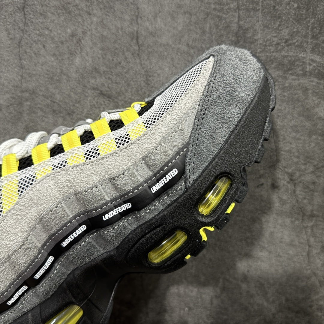 图片[6]-【GX纯原】UNDEFEATED x Nike Air Max 95 OG Big Bubble 灰绿 货号：IB4523-002 外贸顶级专供 区别先行版 全部配色原鞋原尺码开发生产 极致还原 全部原厂材料一比一打造 一眼ZP既视感 欢迎对比市场版本 尺码：40 40.5 41 42 42.5 43 44 44.5 45 46 46.5 47.5 48 48.5-选品中心