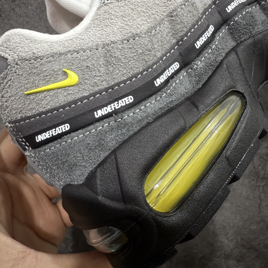 图片[3]-【GX纯原】UNDEFEATED x Nike Air Max 95 OG Big Bubble 灰绿 货号：IB4523-002 外贸顶级专供 区别先行版 全部配色原鞋原尺码开发生产 极致还原 全部原厂材料一比一打造 一眼ZP既视感 欢迎对比市场版本 尺码：40 40.5 41 42 42.5 43 44 44.5 45 46 46.5 47.5 48 48.5-选品中心