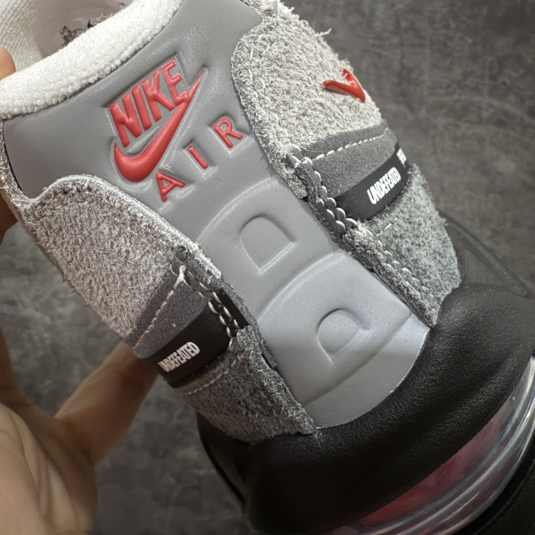 图片[2]-【GX纯原】UNDEFEATED x Nike Air Max 95 OG Big Bubble 灰红 货号：IB4523-003 外贸顶级专供 区别先行版 全部配色原鞋原尺码开发生产 极致还原 全部原厂材料一比一打造 一眼ZP既视感 欢迎对比市场版本 尺码：40 40.5 41 42 42.5 43 44 44.5 45 46 46.5 47.5 48 48.5-选品中心