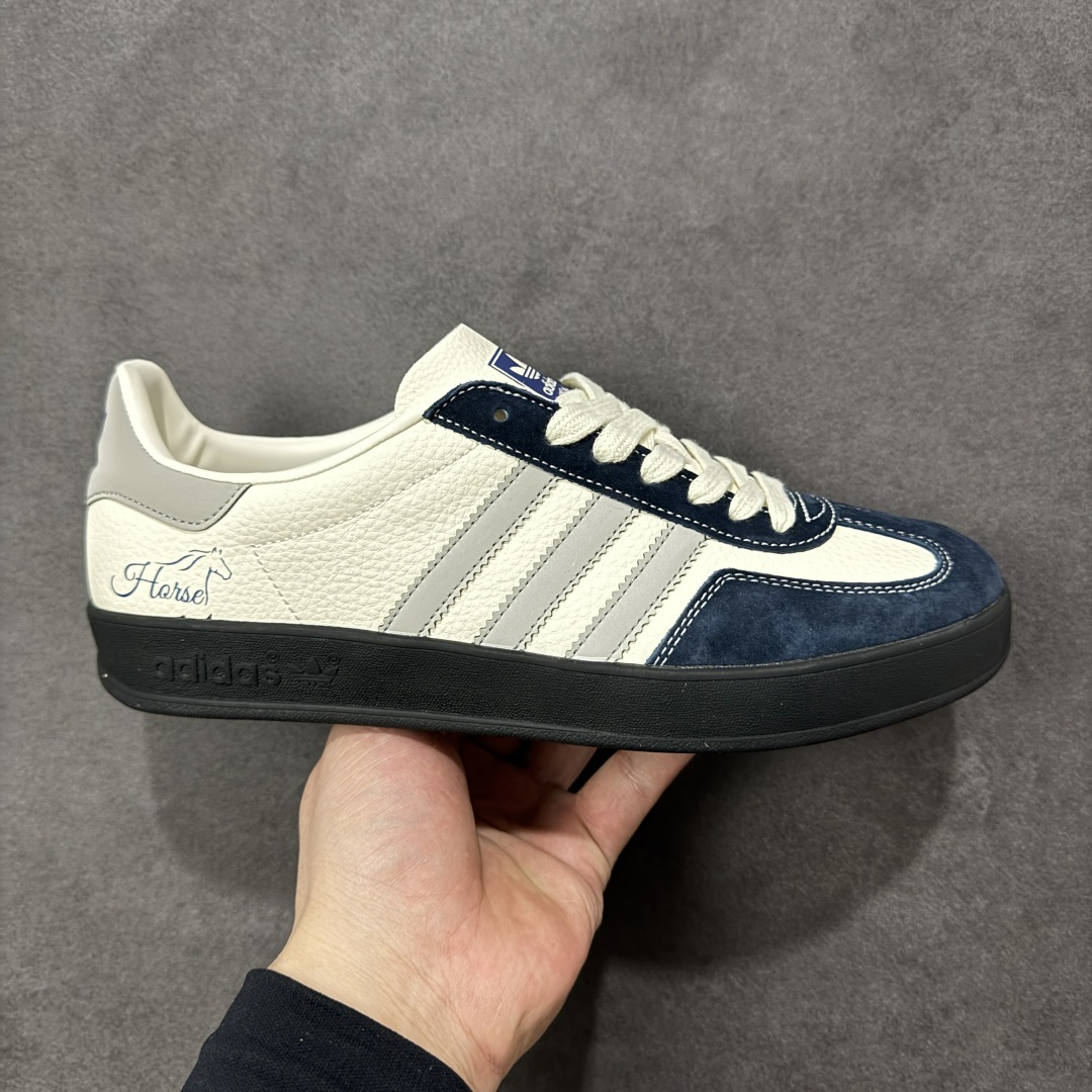 【定制版】Adidas Handball Spezial 马年限定 麂皮阿迪经典复古休闲板鞋 #原厂原档案开发出品 皮料切割干净无任何毛边 鞋型细节完美 超高清洁度 货号：ZH2602 尺码：36 36.5 37 38 38.5 39 40 40.5 41 42 42.5 43 44 45-选品中心
