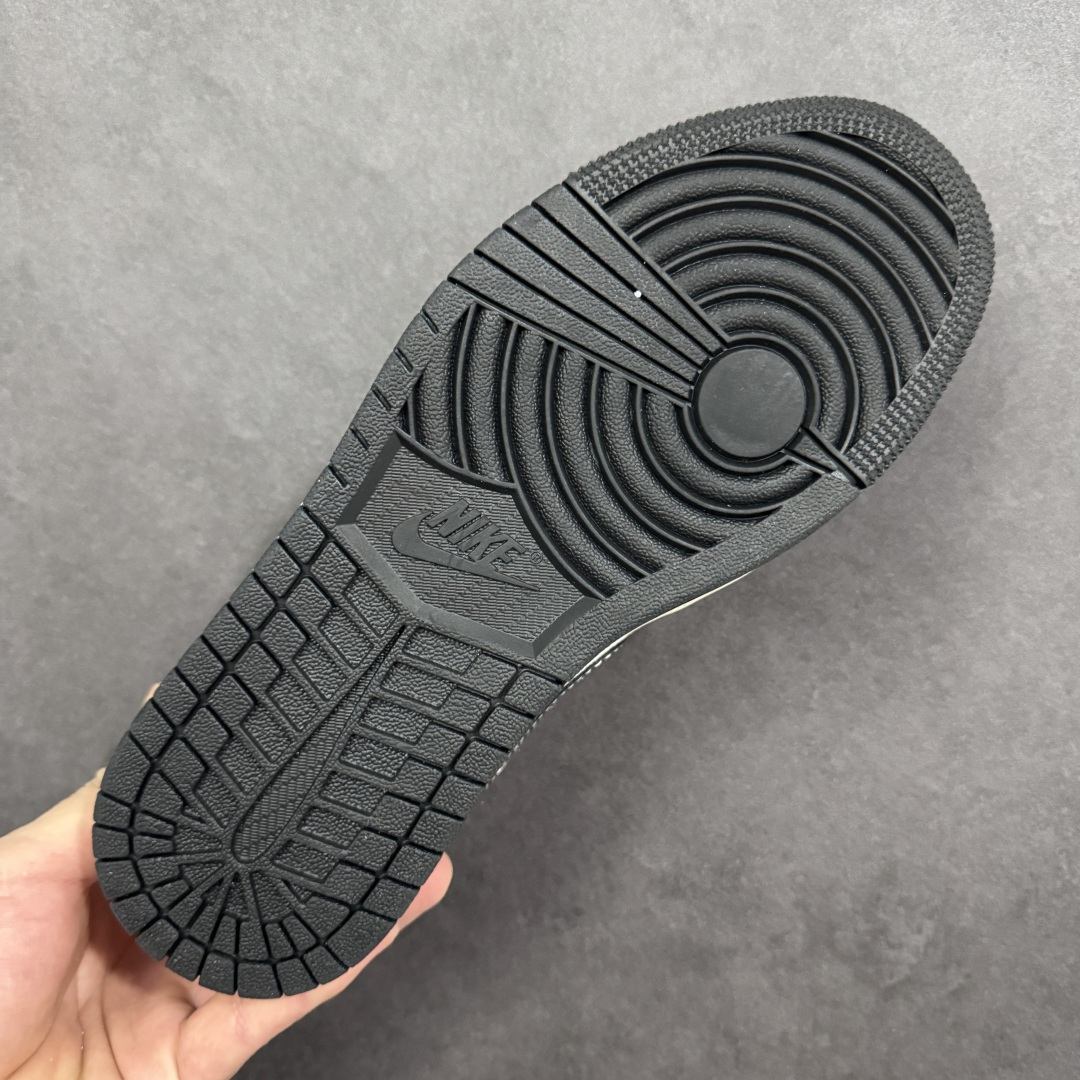 图片[9]-【定制版】Air Jordan 1 Low AJ1 乔1 马年限定 高端定制 低帮复古篮球鞋  #定制皮料 原厂3D打印 定制鞋盒 原楦原纸板 纯正空军版型 内置全掌气垫 货号：HT5088-641  尺码：36 36.5 37.5 38 38.5 39 40 40.5 41 42 42.5 43 44 44.5 45-莆田鞋