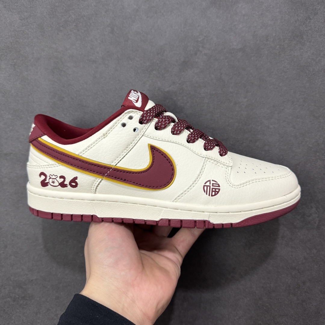 【定制版】Nike Dunk Low Retro 2026马年限定 周年高端定制 低帮休闲板鞋 #定制鞋盒 大厂纯原品质出货 超高清洁度 皮料切割干净无任何毛边 细节完美 货号：HT5088-653 尺码：36 36.5 37.5 38 38.5 39 40 40.5 41 42 42.5 43 44 44.5 45-选品中心