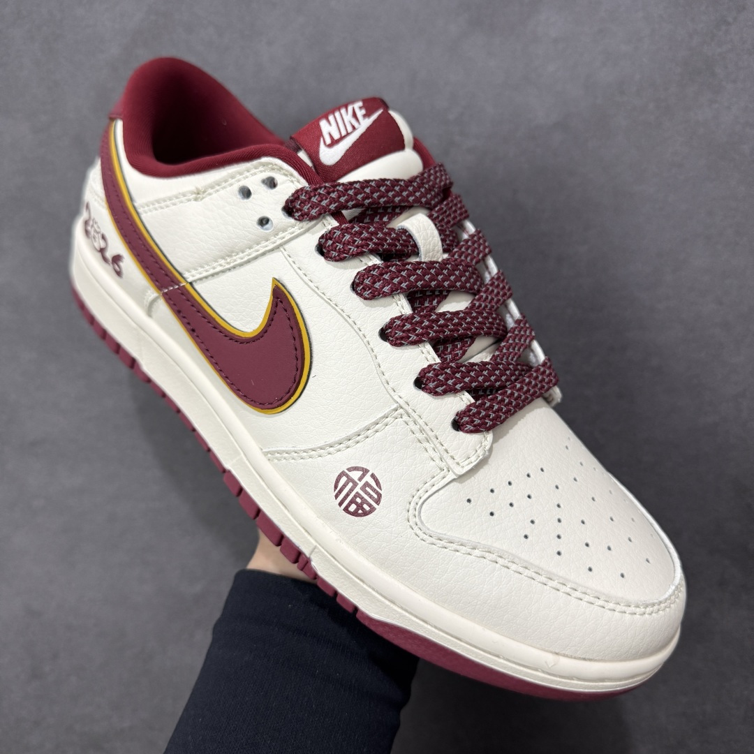 图片[3]-【定制版】Nike Dunk Low Retro 2026马年限定 周年高端定制 低帮休闲板鞋 #定制鞋盒 大厂纯原品质出货 超高清洁度 皮料切割干净无任何毛边 细节完美 货号：HT5088-653 尺码：36 36.5 37.5 38 38.5 39 40 40.5 41 42 42.5 43 44 44.5 45-选品中心