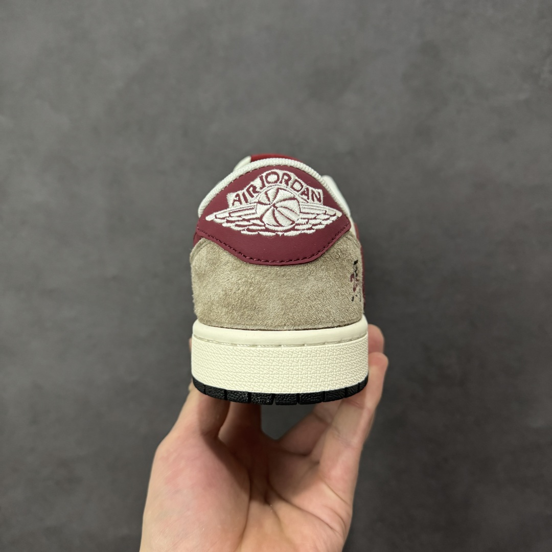 图片[4]-【定制版】Air Jordan 1 Low AJ1 乔1 马年限定 高端定制 低帮倒钩复古篮球鞋  #定制皮料 原厂3D打印 定制鞋盒 原楦原纸板 纯正空军版型 内置全掌气垫 货号：JP2026-159  尺码：36 36.5 37.5 38 38.5 39 40 40.5 41 42 42.5 43 44 44.5 45-选品中心