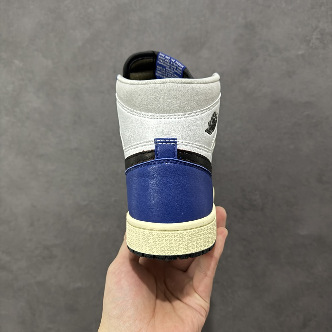 图片[4]-【H11版本】耐克Nike Air Jordan 1 Retro High OG AJ1代经典复古经典高帮百搭文化篮球鞋 DZ5485-100 公司级真标半码制#原档案原数据开发版型#采用荔枝纹头层皮革鞋面材质#原厂立体填充鞋舌海绵#中底注胶孔及缜密中底拉帮工艺#原数据开发模具大底 尺码： 35.5 36 36.5 37.5 38 38.5 39 40 40.5 41 42 42.5 43 44 44.5 45 46 47.5 48.5 编码：H11B290300-选品中心