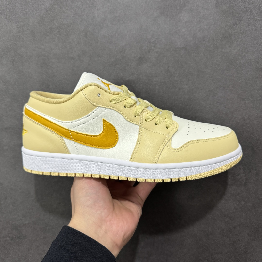 【H11版本】耐克Nike Air Jordan 1 AJ1经典复古经典低帮百搭文化篮球鞋 DC0774-170 公司级真标半码制#原档案原数据开发版型#采用荔枝纹头层皮革鞋面材质#原厂立体填充鞋舌海绵#中底注胶孔及缜密中底拉帮工艺#原数据开发模具大底 尺码：35.5 36 36.5 37.5 38 38.5 39 40 40.5 41 42 42.5 43 44 44.5 45 46 47.5 编码：H11B250260-选品中心