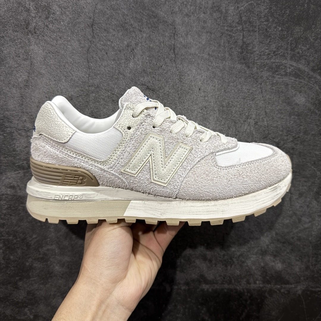 【公司级】New Balance NB 574米白色 复古运动跑步鞋 采用猪巴革组合网织物鞋面材质 全新4层组合独立私模大底 货号：U574LGRS 尺码：36 36.5 37.5 38 38.5 39 40 40.5 41.5 42 42.5 43 44 45-选品中心
