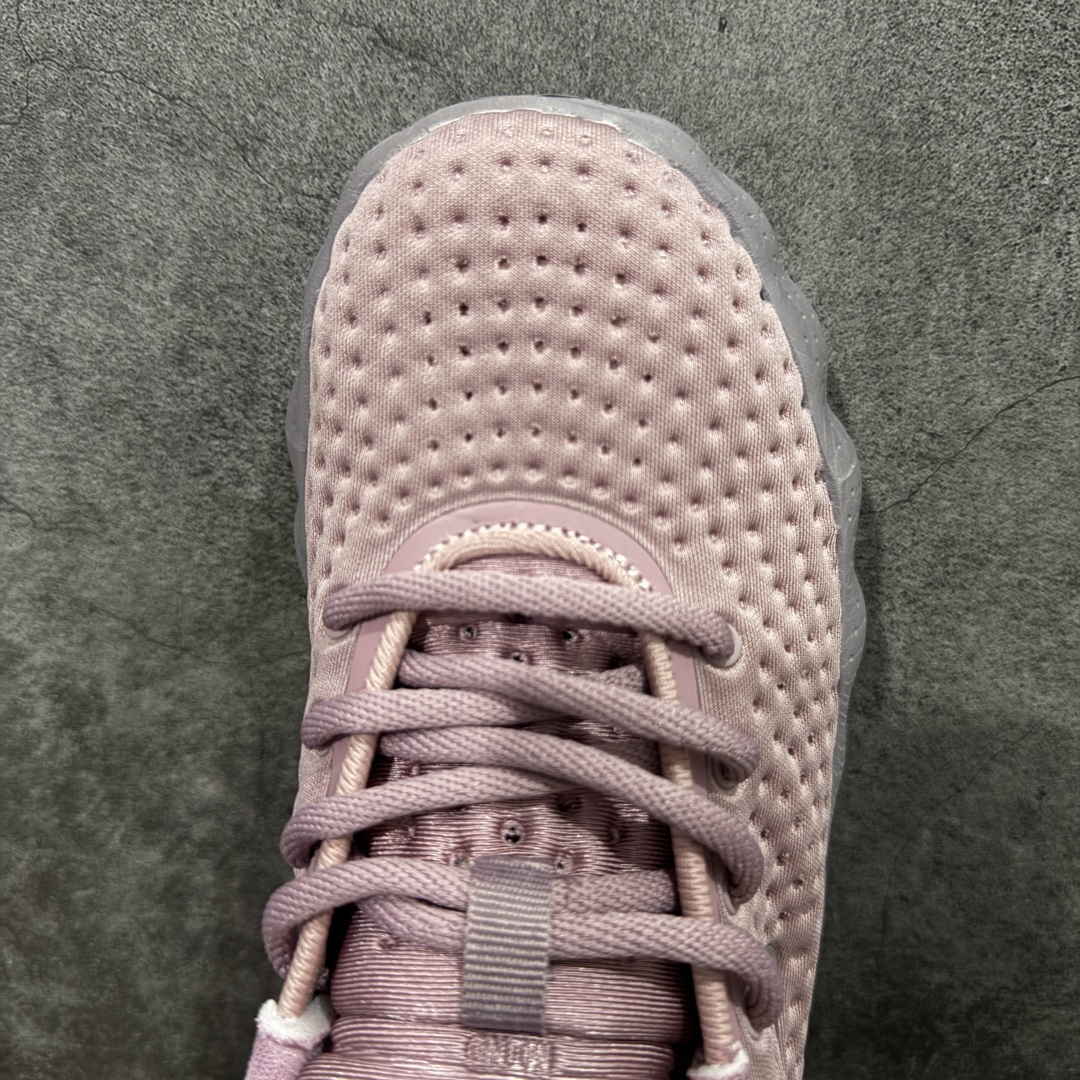 图片[5]-【先行版】NK Mind 002 黑科技足底按摩舒适贴合训练鞋 HQ4310-200 该系列首作 Mind 001 从神经科学中汲取灵感，打造出一款不仅外观独特，更能为穿着者带来别样感知体验的球鞋，此次新作将继续延续此核心方向。历时十年打磨的 Mind 系列，承载着 Nike 对未来鞋款的愿景呈现。系列中的每双鞋，外底均由 22 个独立泡沫结节构成，旨在模拟赤足般的体验。这些结节通过与足底感官感受器的相互作用，从而促进人体的自然步态。 尺码：36 36.5 37.5 38 38.5 39 40 40.5 41 42 42.5 43 44 44.5 45-选品中心