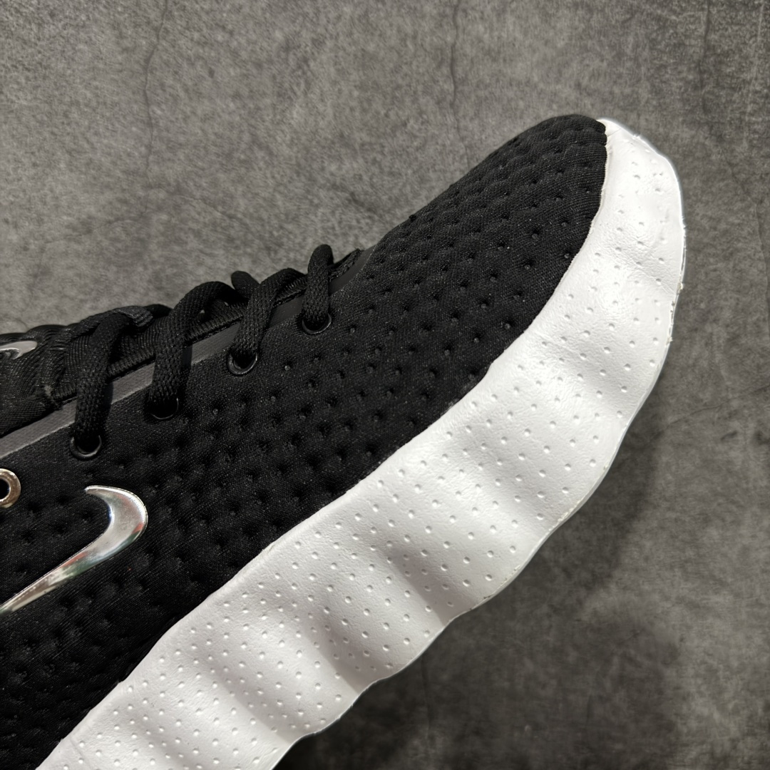 图片[6]-【先行版】NK Mind 002 黑科技足底按摩舒适贴合训练鞋 HQ4308-002 该系列首作 Mind 001 从神经科学中汲取灵感，打造出一款不仅外观独特，更能为穿着者带来别样感知体验的球鞋，此次新作将继续延续此核心方向。历时十年打磨的 Mind 系列，承载着 Nike 对未来鞋款的愿景呈现。系列中的每双鞋，外底均由 22 个独立泡沫结节构成，旨在模拟赤足般的体验。这些结节通过与足底感官感受器的相互作用，从而促进人体的自然步态。 尺码：36 36.5 37.5 38 38.5 39 40 40.5 41 42 42.5 43 44 44.5 45-选品中心