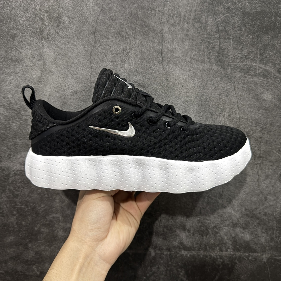 【先行版】NK Mind 002 黑科技足底按摩舒适贴合训练鞋 HQ4308-002 该系列首作 Mind 001 从神经科学中汲取灵感，打造出一款不仅外观独特，更能为穿着者带来别样感知体验的球鞋，此次新作将继续延续此核心方向。历时十年打磨的 Mind 系列，承载着 Nike 对未来鞋款的愿景呈现。系列中的每双鞋，外底均由 22 个独立泡沫结节构成，旨在模拟赤足般的体验。这些结节通过与足底感官感受器的相互作用，从而促进人体的自然步态。 尺码：36 36.5 37.5 38 38.5 39 40 40.5 41 42 42.5 43 44 44.5 45-选品中心