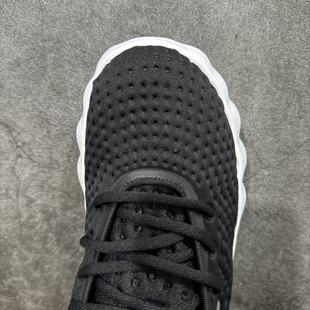 图片[5]-【先行版】NK Mind 002 黑科技足底按摩舒适贴合训练鞋 HQ4308-002 该系列首作 Mind 001 从神经科学中汲取灵感，打造出一款不仅外观独特，更能为穿着者带来别样感知体验的球鞋，此次新作将继续延续此核心方向。历时十年打磨的 Mind 系列，承载着 Nike 对未来鞋款的愿景呈现。系列中的每双鞋，外底均由 22 个独立泡沫结节构成，旨在模拟赤足般的体验。这些结节通过与足底感官感受器的相互作用，从而促进人体的自然步态。 尺码：36 36.5 37.5 38 38.5 39 40 40.5 41 42 42.5 43 44 44.5 45-选品中心