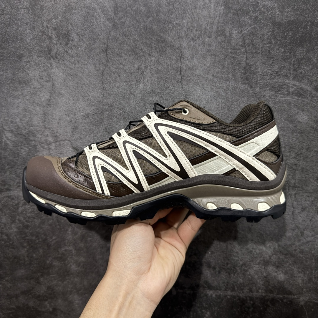 图片[2]-【W1版】Salomon XT-QUEST ADV 萨洛蒙情侣款户外机能鞋 马年限定 茶马古道 492789 全新工厂出品 升级品质 全鞋改进为原厂一致材料打造 全新修长鞋型 版型正 全新玻璃冲刀 清洁度提升 中底带数字钢印 网面与鞋头材料校对一致无色差 鞋盒同步原版牛皮纸鞋盒 鞋头处添加☯️太极标 细节多次修改校正 坚持同步原版无差别 终端优势供应 尺码：36 36.5 37.5 38 38.5 39 40 40.5 41 42 42.5 43 44 44.5 45-选品中心