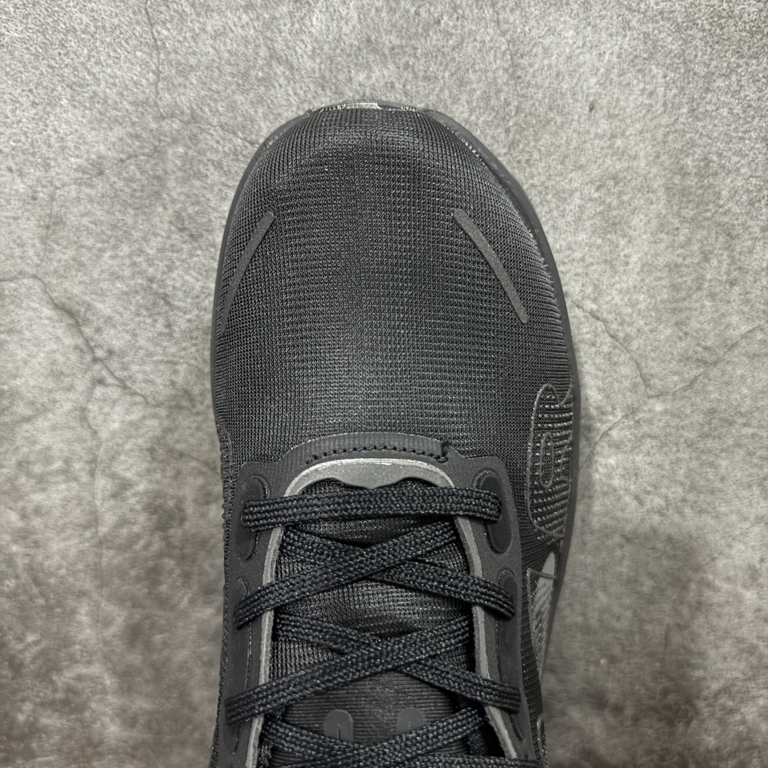 图片[5]-【公司级】Nike VOMERO PREMIUM 耐克 舒适减震防滑 低帮跑步鞋 全掌ReactX泡绵中底 前掌和后跟还配备了Air Zoom气垫单元 据说跑起来更快更舒适哦 这次最大的升级点 首次引入了ReactX泡绵 货号：HQ2050-001 尺码：36 36.5 37.5 38 38.5 39 40 40.5 41 42 42.5 43 44 45-选品中心