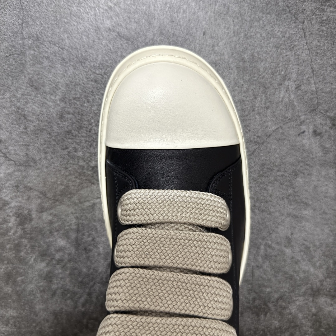 图片[5]-【XC2.0升级版】Rick Owens Vintage Low-Top Sneakers RO低帮系列暗黑高街经典休闲运动厚底板鞋 黑白粗绑带皮面 原厂皮批次上线 无需任何文案吹嘘！货硬就是王道！ 独家购入2025最新原鞋开发！重新调整最新批次细节！ 升级采用原厂粒面小牛皮打造！同步官方配备同规格材料布袋！标配原盒 加固硬盒外套 高标准出货！ PS：退换布袋丢失扣20 请知悉！ 尺码：38-45-选品中心