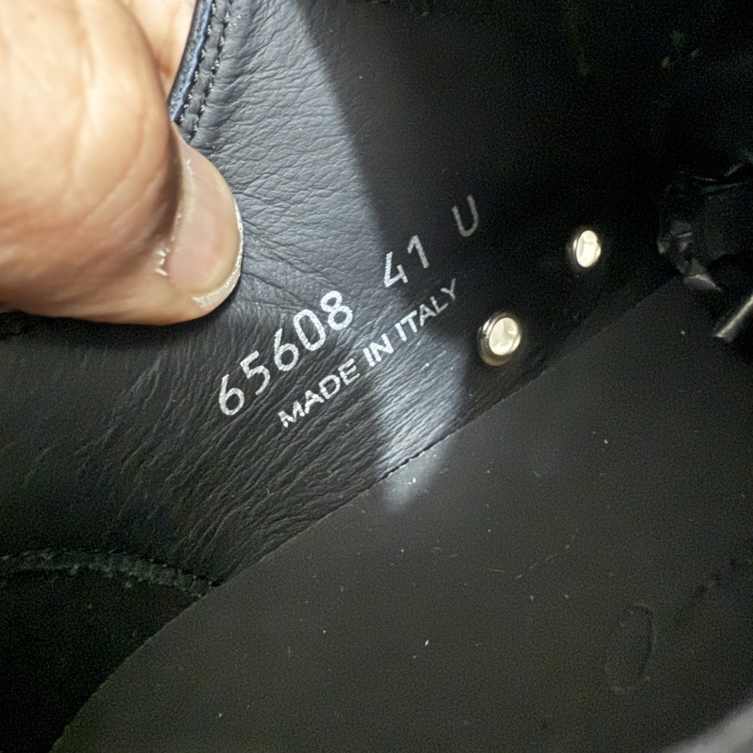 图片[9]-【XC2.0升级版】Rick Owens Vintage Low-Top Sneakers RO低帮系列暗黑高街经典休闲运动厚底板鞋 黑白粗绑带皮面 原厂皮批次上线 无需任何文案吹嘘！货硬就是王道！ 独家购入2025最新原鞋开发！重新调整最新批次细节！ 升级采用原厂粒面小牛皮打造！同步官方配备同规格材料布袋！标配原盒 加固硬盒外套 高标准出货！ PS：退换布袋丢失扣20 请知悉！ 尺码：38-45-选品中心