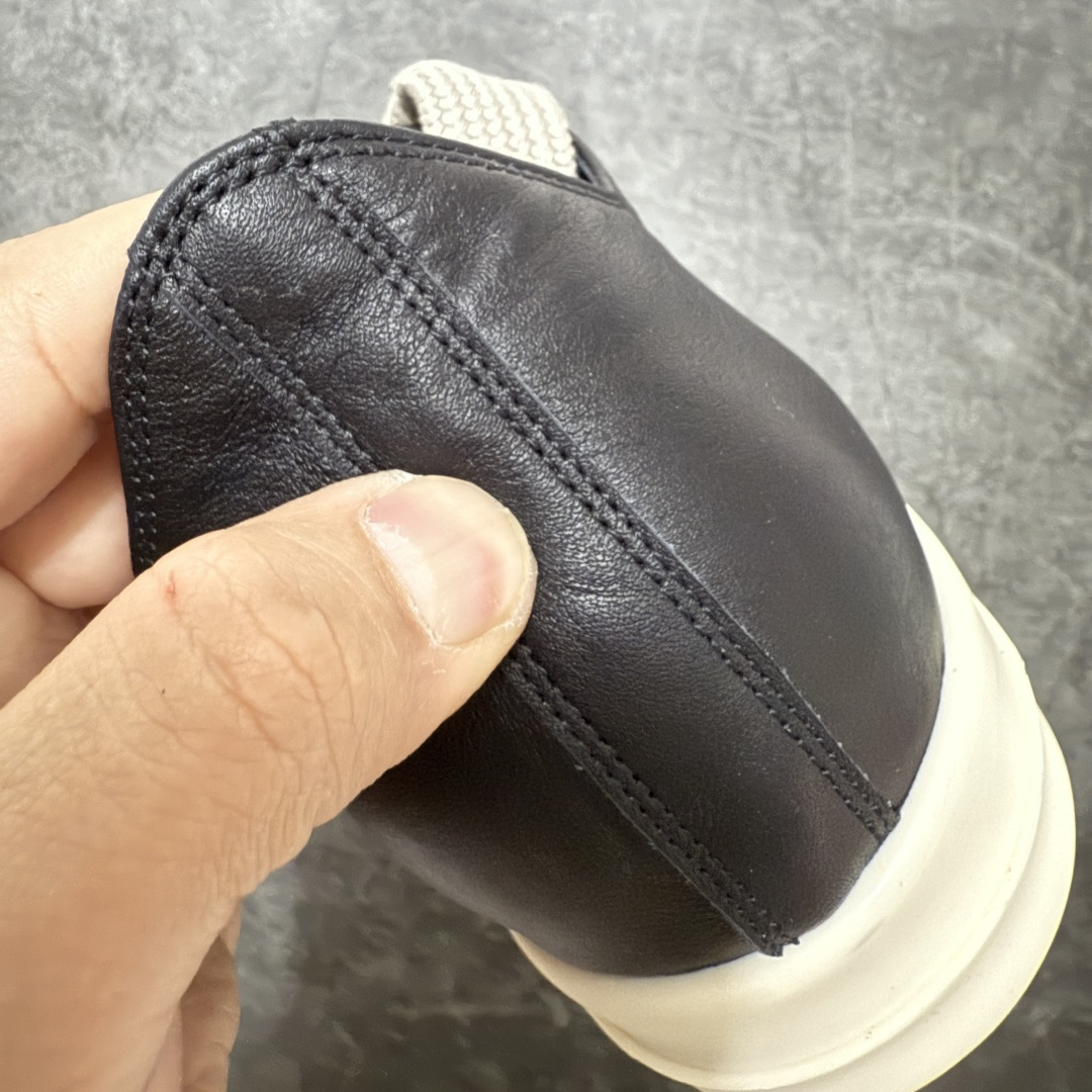 图片[2]-【XC2.0升级版】Rick Owens Vintage Low-Top Sneakers RO低帮系列暗黑高街经典休闲运动厚底板鞋 黑白粗绑带皮面 原厂皮批次上线 无需任何文案吹嘘！货硬就是王道！ 独家购入2025最新原鞋开发！重新调整最新批次细节！ 升级采用原厂粒面小牛皮打造！同步官方配备同规格材料布袋！标配原盒 加固硬盒外套 高标准出货！ PS：退换布袋丢失扣20 请知悉！ 尺码：38-45-选品中心