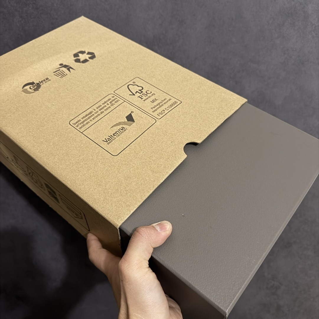 图片[11]-【XC2.0升级版】Rick Owens Vintage Low-Top Sneakers RO低帮系列暗黑高街经典休闲运动厚底板鞋 黑白粗绑带皮面 原厂皮批次上线 无需任何文案吹嘘！货硬就是王道！ 独家购入2025最新原鞋开发！重新调整最新批次细节！ 升级采用原厂粒面小牛皮打造！同步官方配备同规格材料布袋！标配原盒 加固硬盒外套 高标准出货！ PS：退换布袋丢失扣20 请知悉！ 尺码：38-45-选品中心