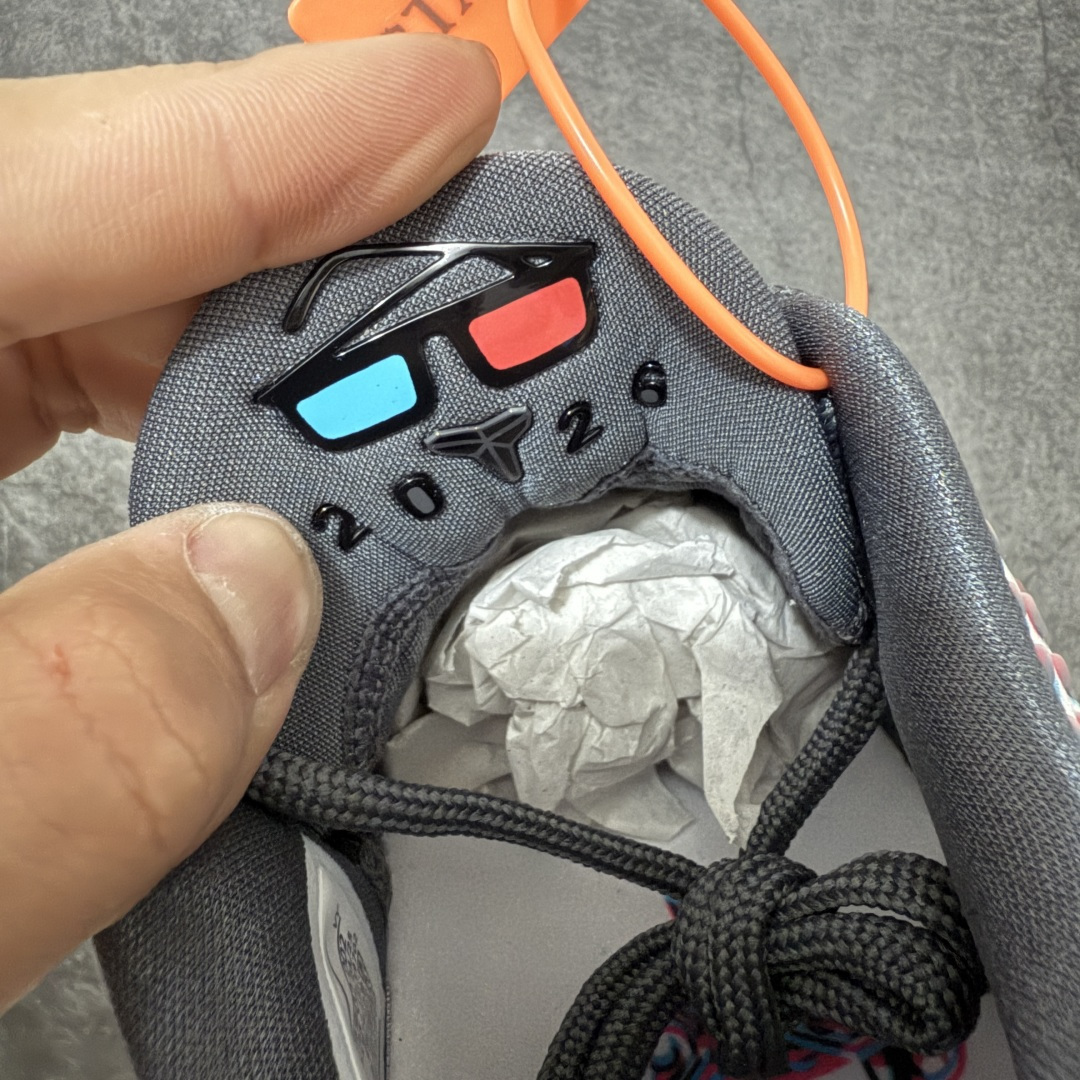 图片[7]-【Star版本】Nike Kobe VI 科比6科比六 \” All-star \” 实战篮球鞋裸眼3D红蓝鸳鸯 IQ3902-002 史上最强复刻 私人团队订单 细节完美对比公司货 前掌超大Zoom Turbo气垫 后掌EVA缓震 真正的原汁原味 还原ZP脚感 全身鞋材卡料色独家定制 唯一正确喷漆工艺Swoosh 正确凹凸蛇鳞工艺 正确鞋面渐变效果 内全置真动飞态线 独立原厂模具 最大尺码达到48.5码 首批不拼图大几率过验 亲测已过 支持各种高强度实战 无需担心 上脚价 补货周期极长 脚宽建议买大半码 科比系列前掌偏窄 不影响二次销售 支持七天无理由退换 尺码：40 40.5 41 42 42.5 43 44 44.5 45 45.5 46 47.5 48.5-选品中心