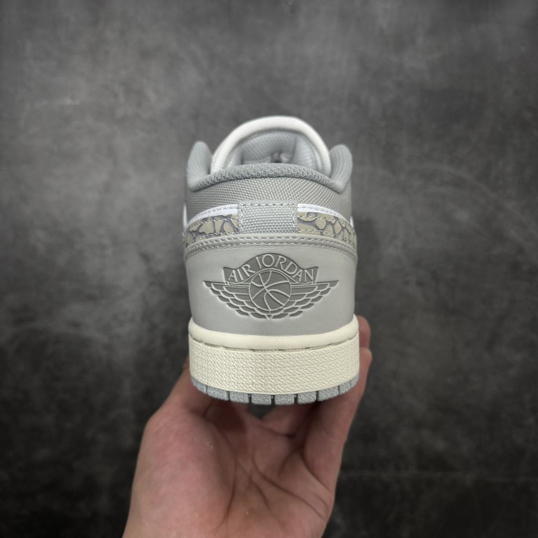 图片[4]-【H11版本】耐克Nike Air Jordan 1 AJ1经典复古经典低帮百搭文化篮球鞋 DH4269-100 公司级真标半码制#原档案原数据开发版型#采用荔枝纹头层皮革鞋面材质#原厂立体填充鞋舌海绵#中底注胶孔及缜密中底拉帮工艺#原数据开发模具大底 尺码：35.5 36 36.5 37.5 38 38.5 39 40 40.5 41 42 42.5 43 44 44.5 45 46 47.5 编码：H11B250260-选品中心