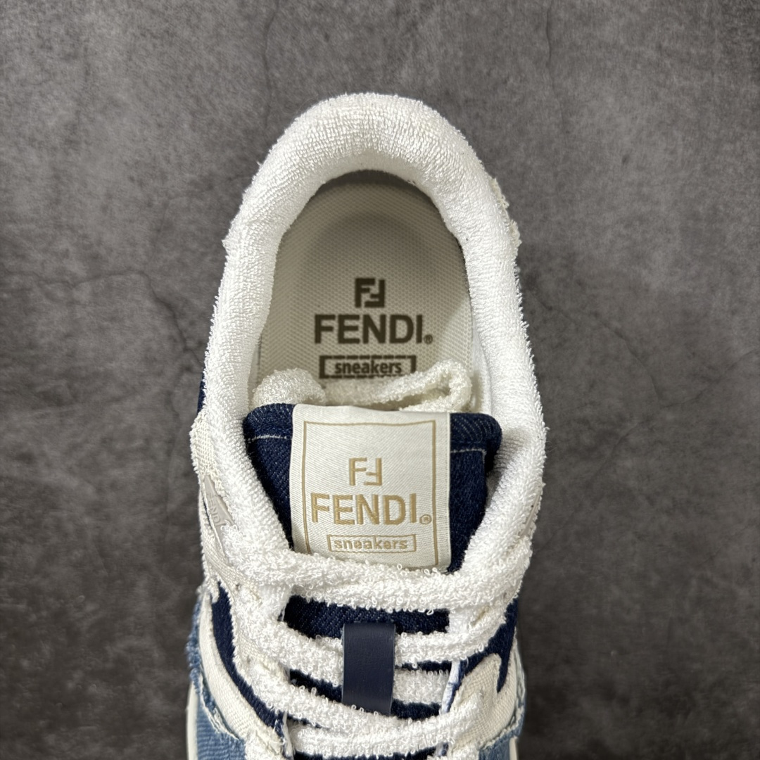 图片[8]-【YS纯原】广奢高端货 FENDI芬迪 Match 绒面皮革 压纹系带 男女同款 黑白红底经典款 ✦ 官方同源渠道 · 原装订单 ✦ 专柜全套包装＋原装配件齐全 ✦ 鞋底内置核心防伪芯片 · 可感应 ✦ FENDI Match 最新爆款情侣款板鞋 ✦ 高工艺无缝细空胶技术 ✦ 贴楦误差仅 0.05mm ✦ 固特异内外锁死工艺 ✦ 最大弯折也不开胶 · 环保无异味 ✦ 麂皮＋胶片拼接鞋面，质感更高级 ✦ Logo内里使用毛巾绒MX，脚感细腻温柔 尺码：35-45-选品中心