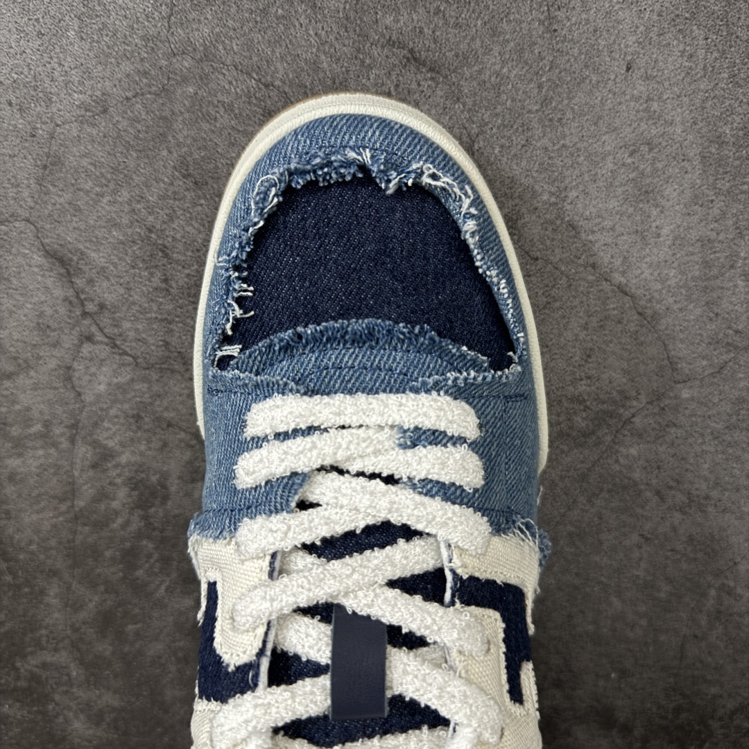 图片[5]-【YS纯原】广奢高端货 FENDI芬迪 Match 绒面皮革 压纹系带 男女同款 黑白红底经典款 ✦ 官方同源渠道 · 原装订单 ✦ 专柜全套包装＋原装配件齐全 ✦ 鞋底内置核心防伪芯片 · 可感应 ✦ FENDI Match 最新爆款情侣款板鞋 ✦ 高工艺无缝细空胶技术 ✦ 贴楦误差仅 0.05mm ✦ 固特异内外锁死工艺 ✦ 最大弯折也不开胶 · 环保无异味 ✦ 麂皮＋胶片拼接鞋面，质感更高级 ✦ Logo内里使用毛巾绒MX，脚感细腻温柔 尺码：35-45-选品中心