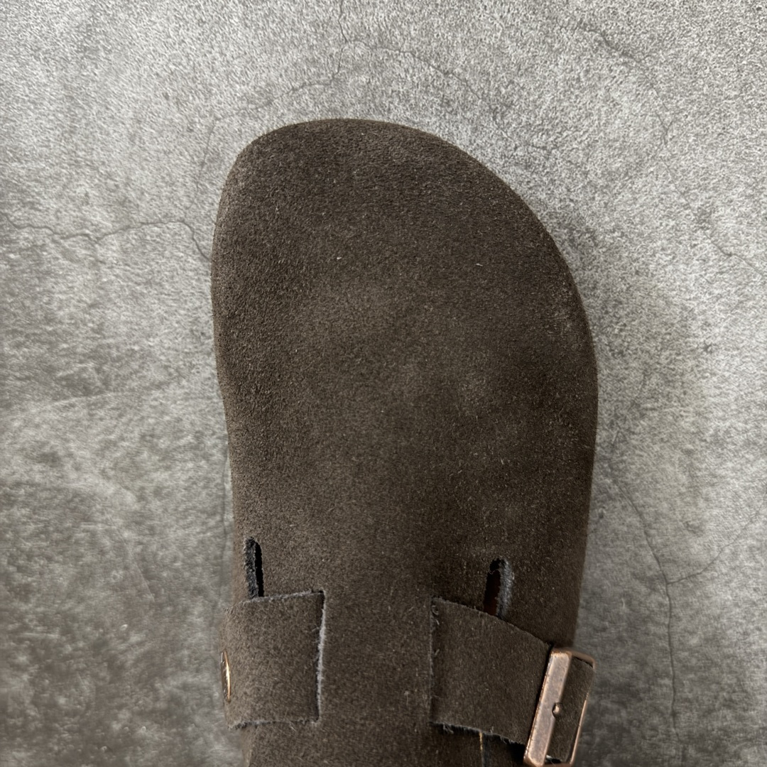 图片[5]-【纯原Y版】德国知名品牌博肯 Birkenstock 勃肯包拖系列 牛皮绒面革平底复古软木休闲鞋 配色货号：0660461 勃肯包头拖 市面顶级版本 真正软木塞大底 品质细节领先市场版本 原产品质 采用质地柔软牛皮绒面革 中底搭载缓震软木橡胶 尺码：35 36 37 38 39 40 41 42 43 44 45 46-选品中心