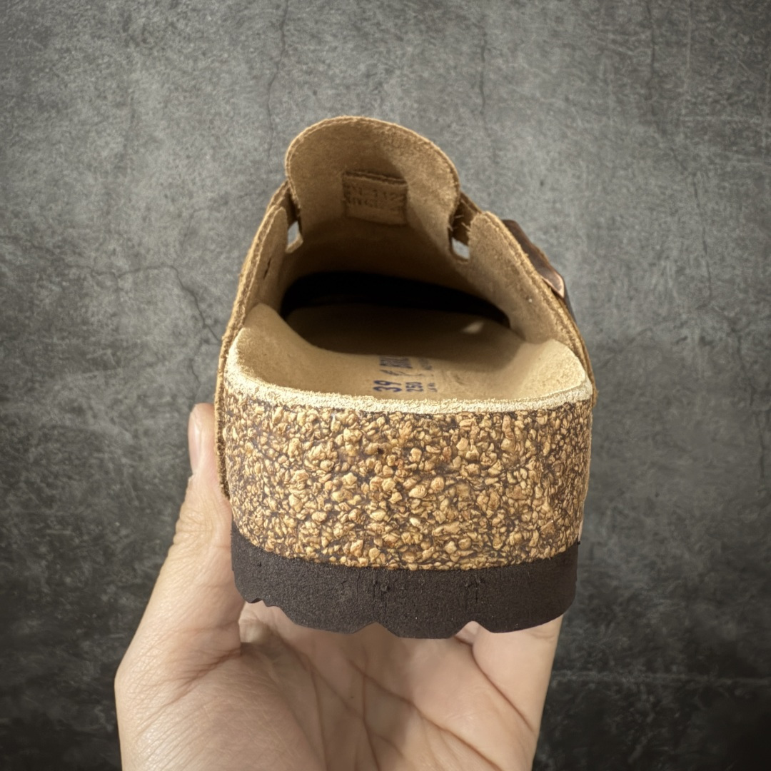 图片[4]-【纯原Y版】德国知名品牌博肯 Birkenstock 勃肯包拖系列 牛皮绒面革平底复古软木休闲鞋 配色货号：1009542 勃肯包头拖 市面顶级版本 真正软木塞大底 品质细节领先市场版本 原产品质 采用质地柔软牛皮绒面革 中底搭载缓震软木橡胶 尺码：35 36 37 38 39 40 41 42 43 44 45-选品中心