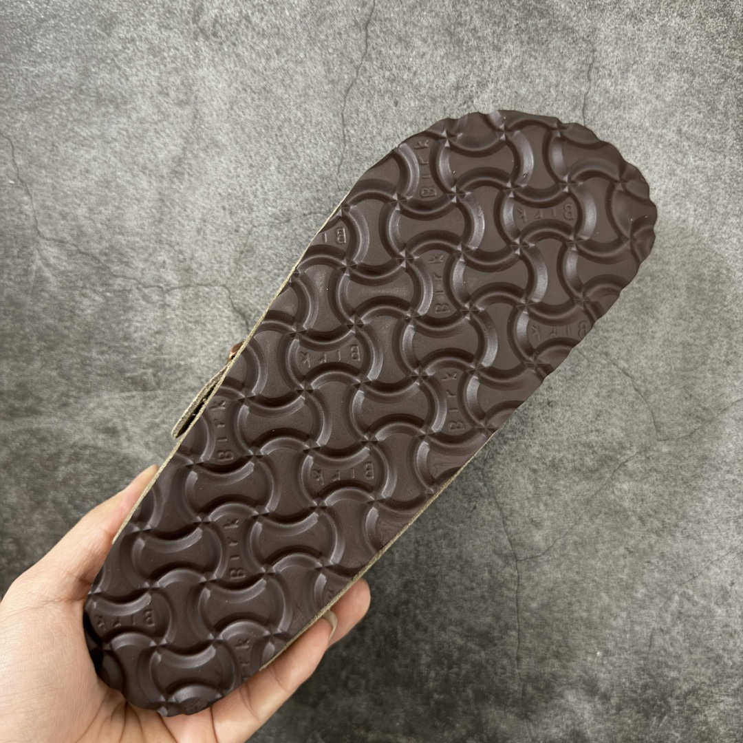 图片[9]-【纯原Y版】德国知名品牌博肯 Birkenstock 勃肯包拖系列 牛皮绒面革平底复古软木休闲鞋 配色货号：0560771 勃肯包头拖 市面顶级版本 真正软木塞大底 品质细节领先市场版本 原产品质 采用质地柔软牛皮绒面革 中底搭载缓震软木橡胶 尺码：35 36 37 38 39 40 41 42 43 44 45-选品中心