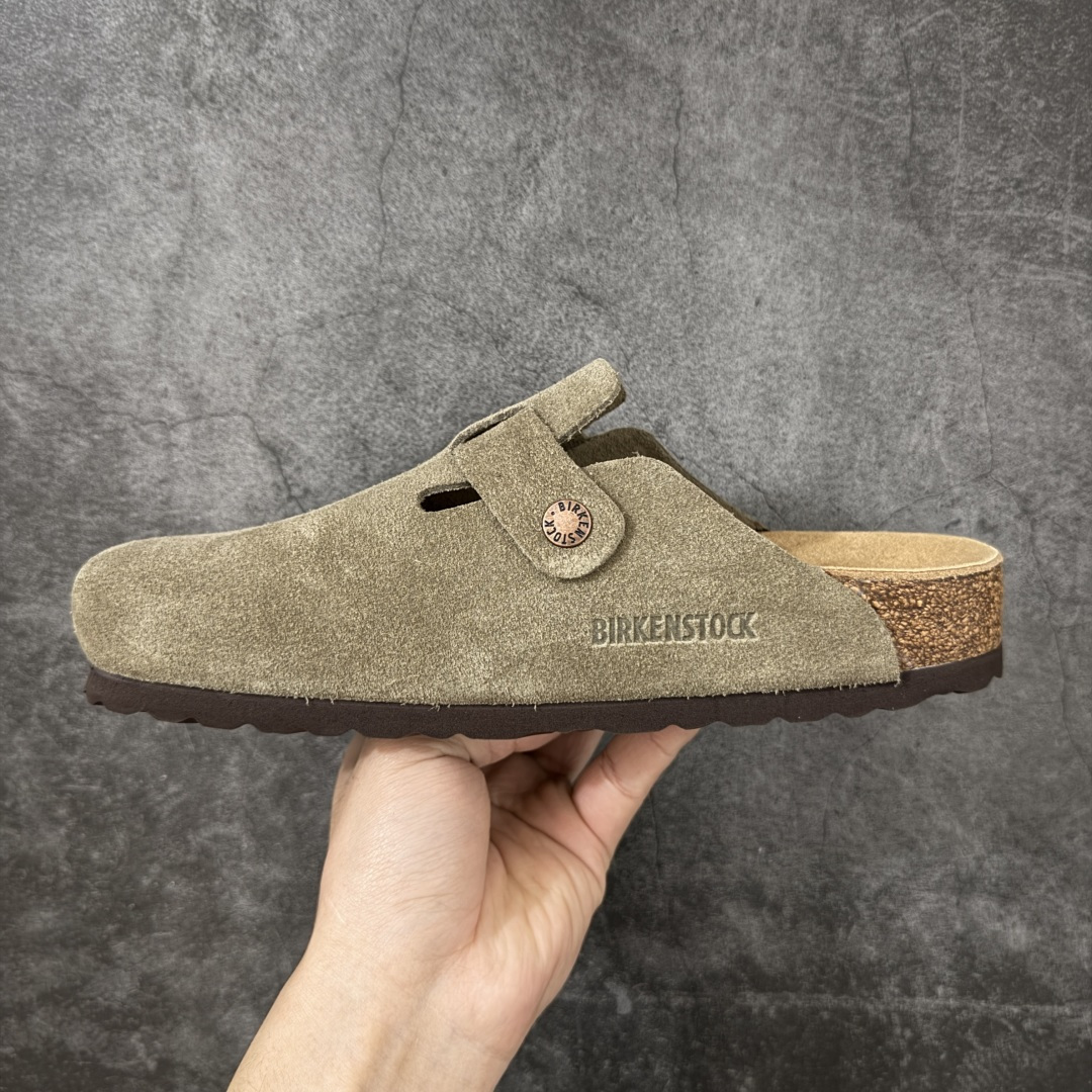 图片[2]-【纯原Y版】德国知名品牌博肯 Birkenstock 勃肯包拖系列 牛皮绒面革平底复古软木休闲鞋 配色货号：0560771 勃肯包头拖 市面顶级版本 真正软木塞大底 品质细节领先市场版本 原产品质 采用质地柔软牛皮绒面革 中底搭载缓震软木橡胶 尺码：35 36 37 38 39 40 41 42 43 44 45-选品中心